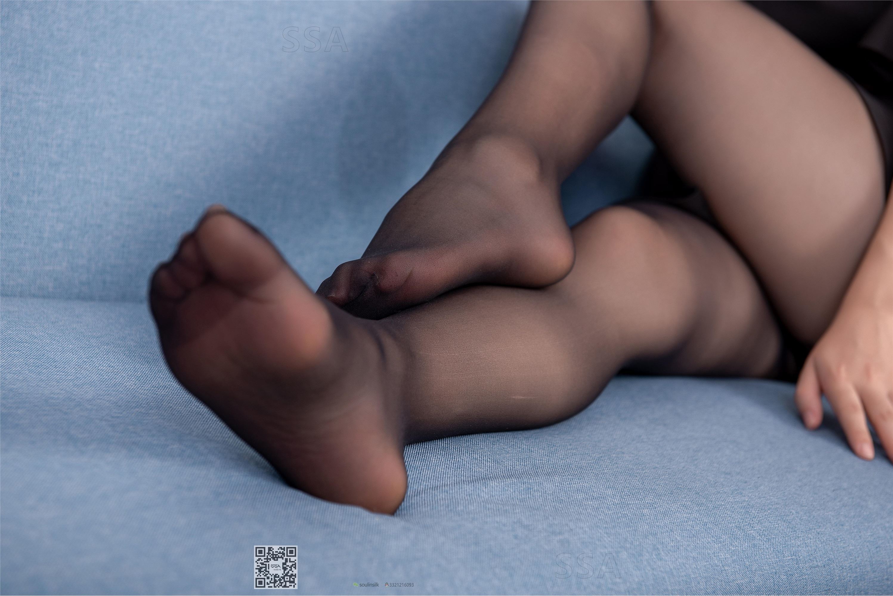 SSA丝社 196期 冷冷 黑色的镂空短裙穿搭