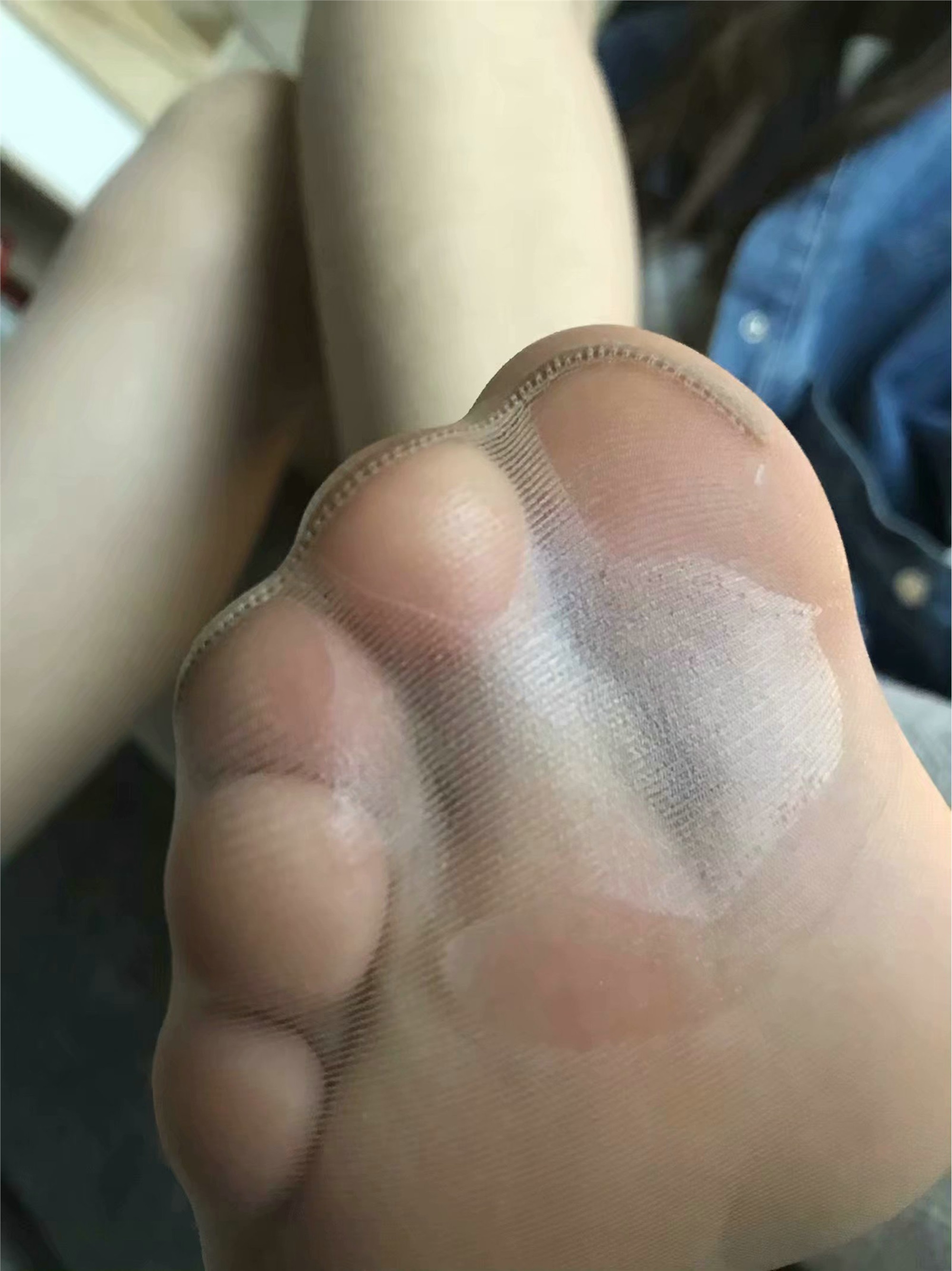 上大校花SI足美腿 气质优雅