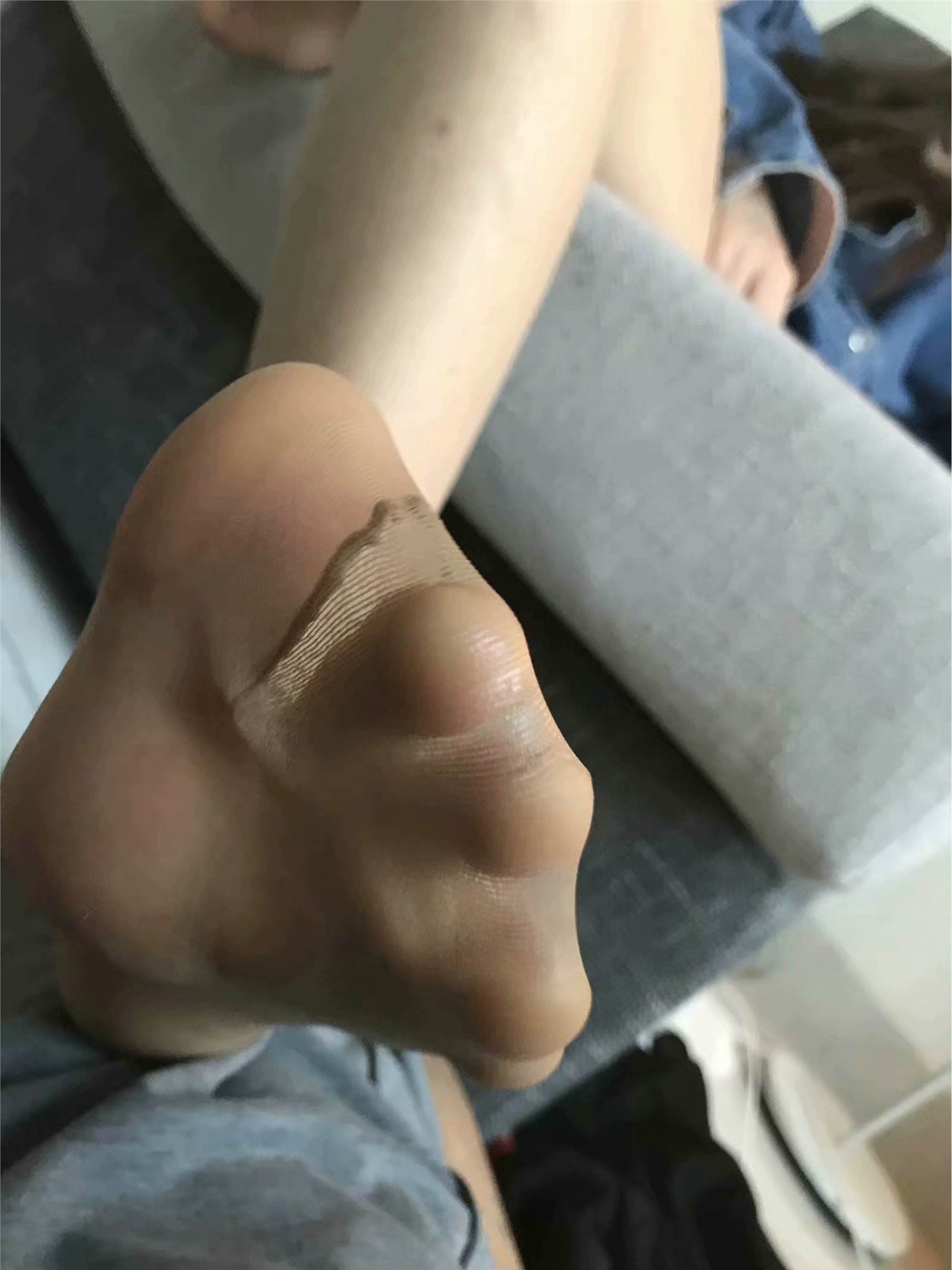 上大校花SI足美腿 气质优雅