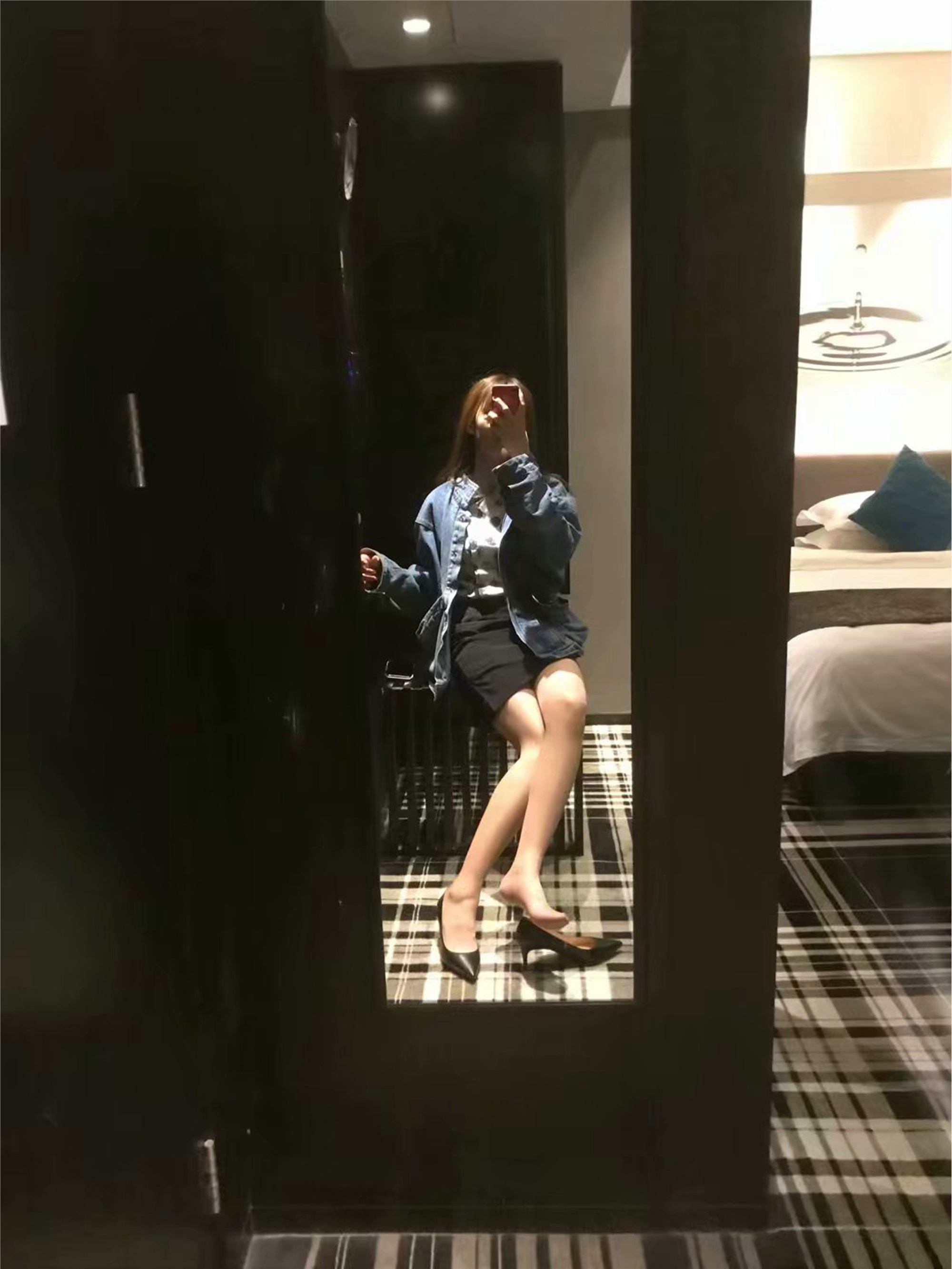 上大校花SI足美腿 气质优雅