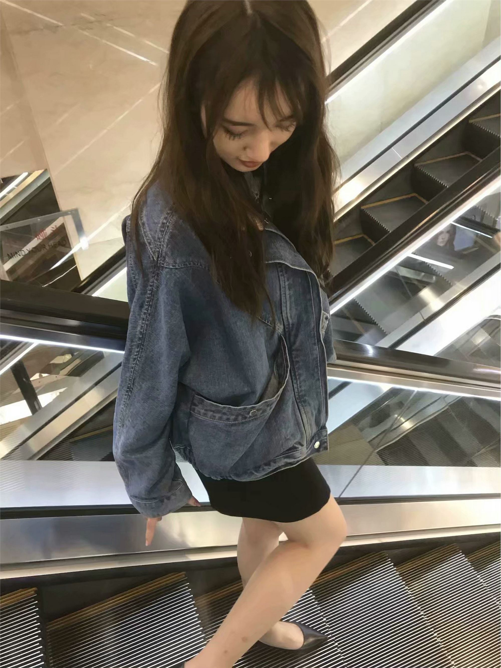 上大校花SI足美腿 气质优雅