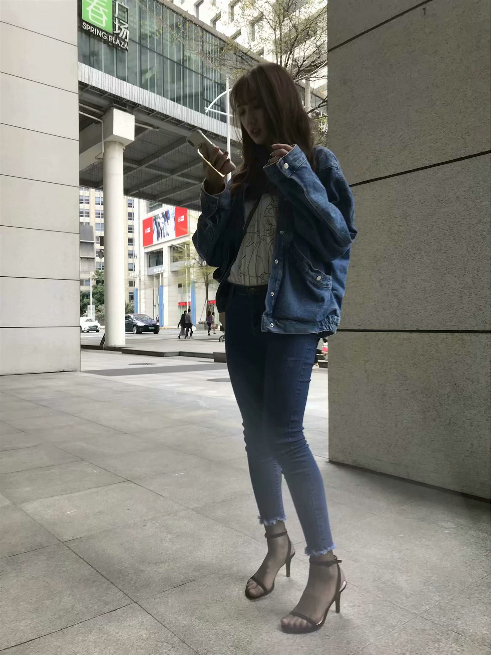 上大校花SI足美腿 气质优雅