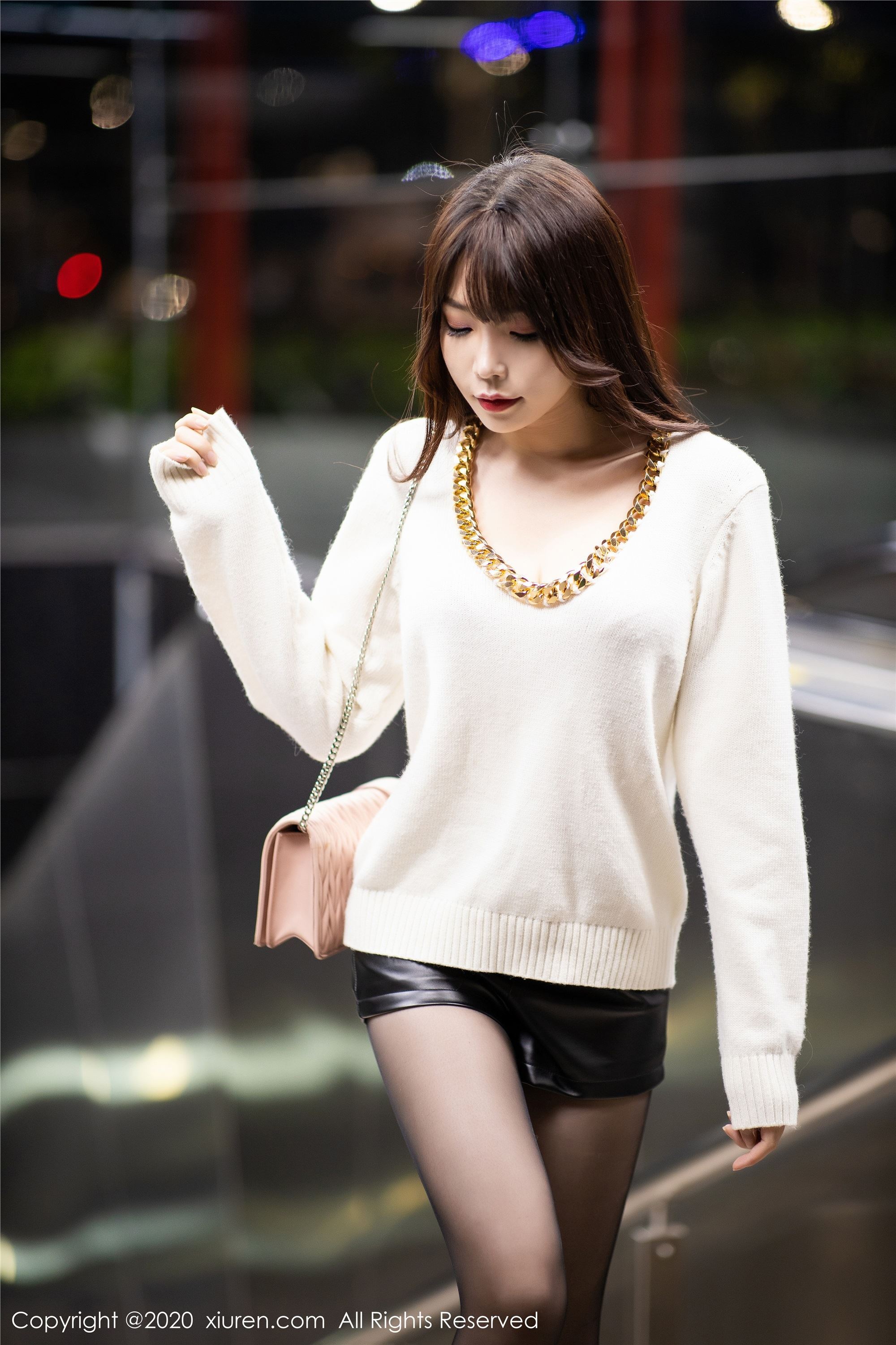 XIUREN秀人网 2020.04.07 No.2133 芝芝Booty