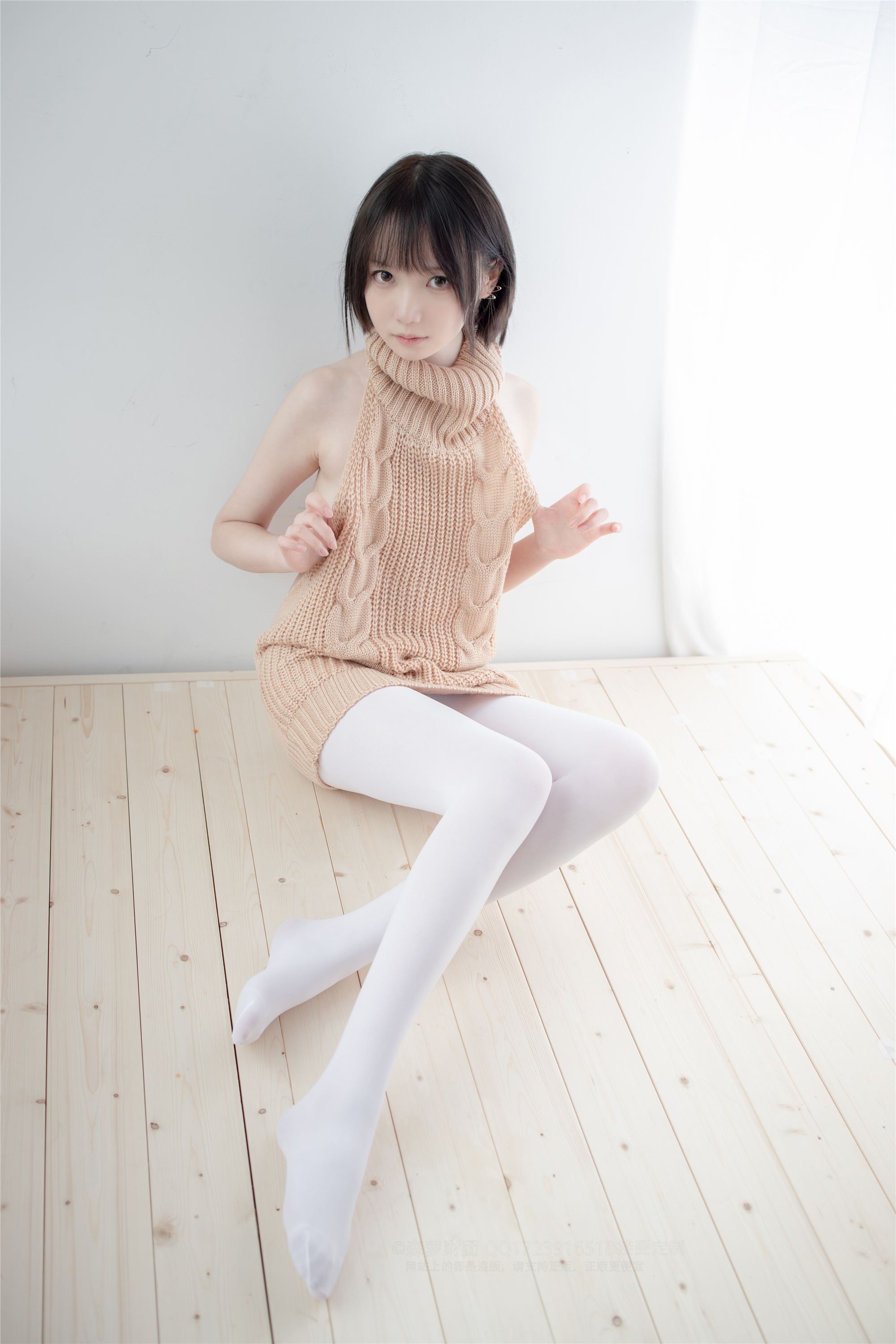 森萝财团萝莉丝足写真 LOVEPLUS-004