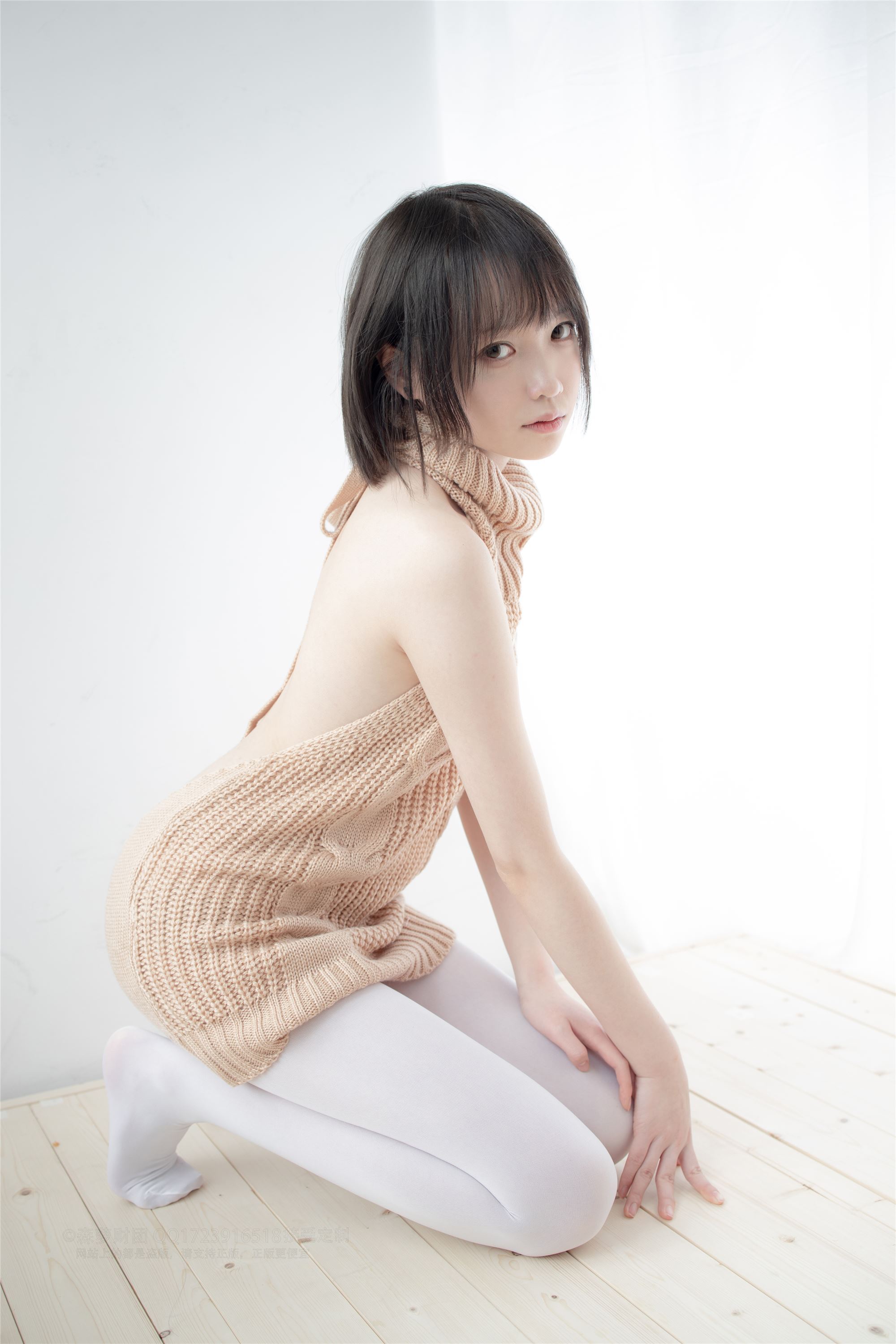 森萝财团萝莉丝足写真 LOVEPLUS-004