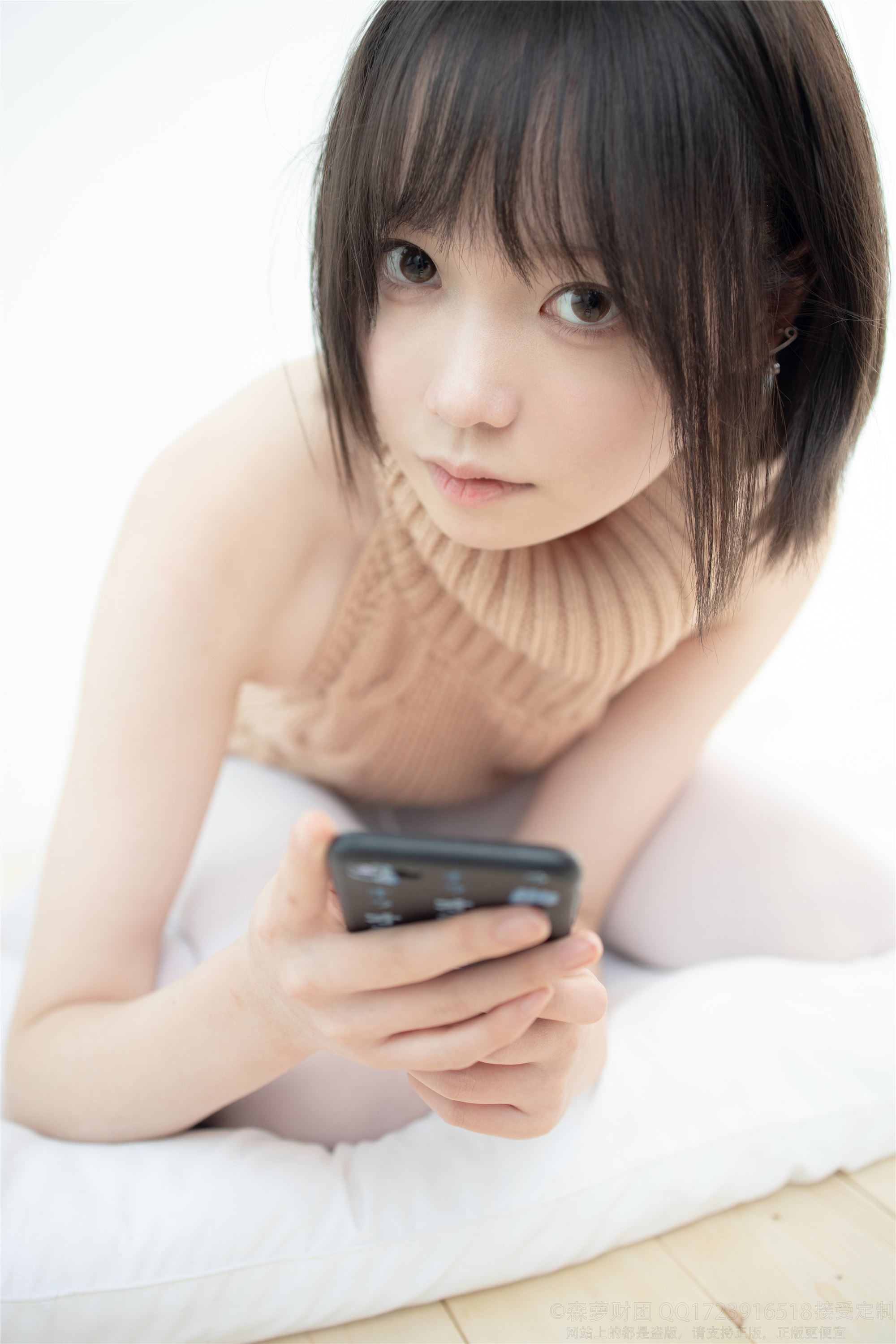 森萝财团萝莉丝足写真 LOVEPLUS-004