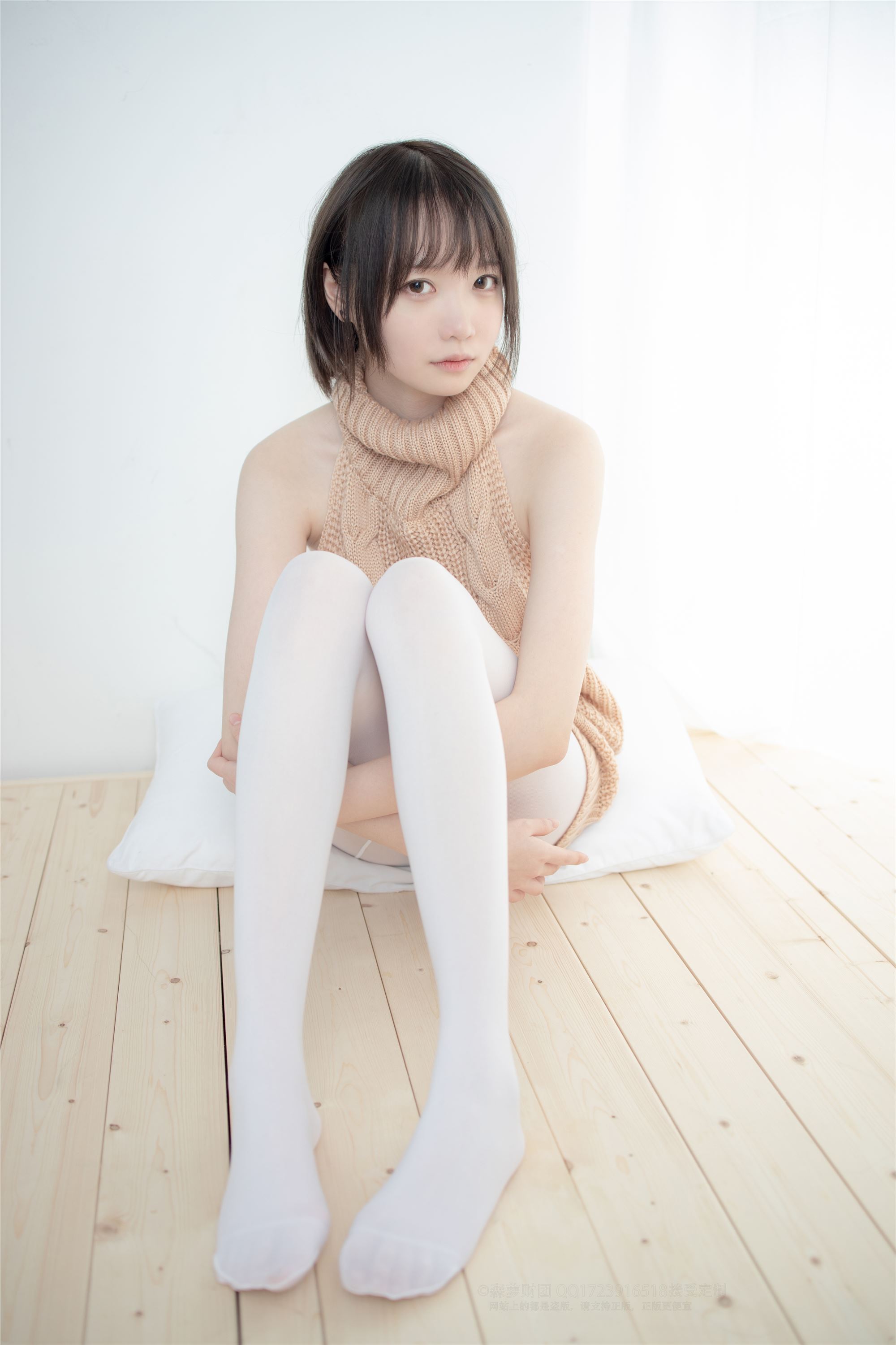 森萝财团萝莉丝足写真 LOVEPLUS-004