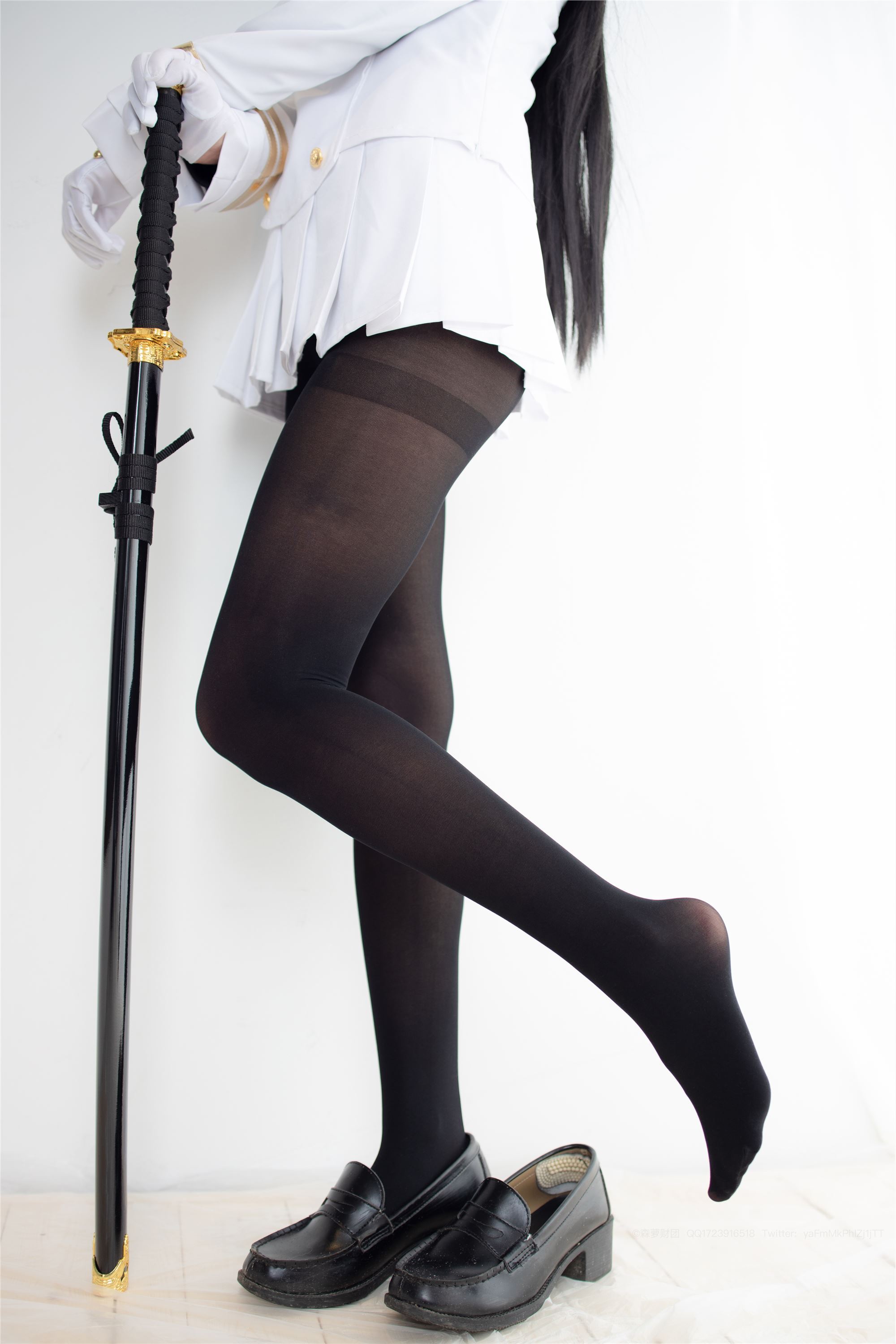 森萝财团萝莉丝足写真 LOVEPLUS-005