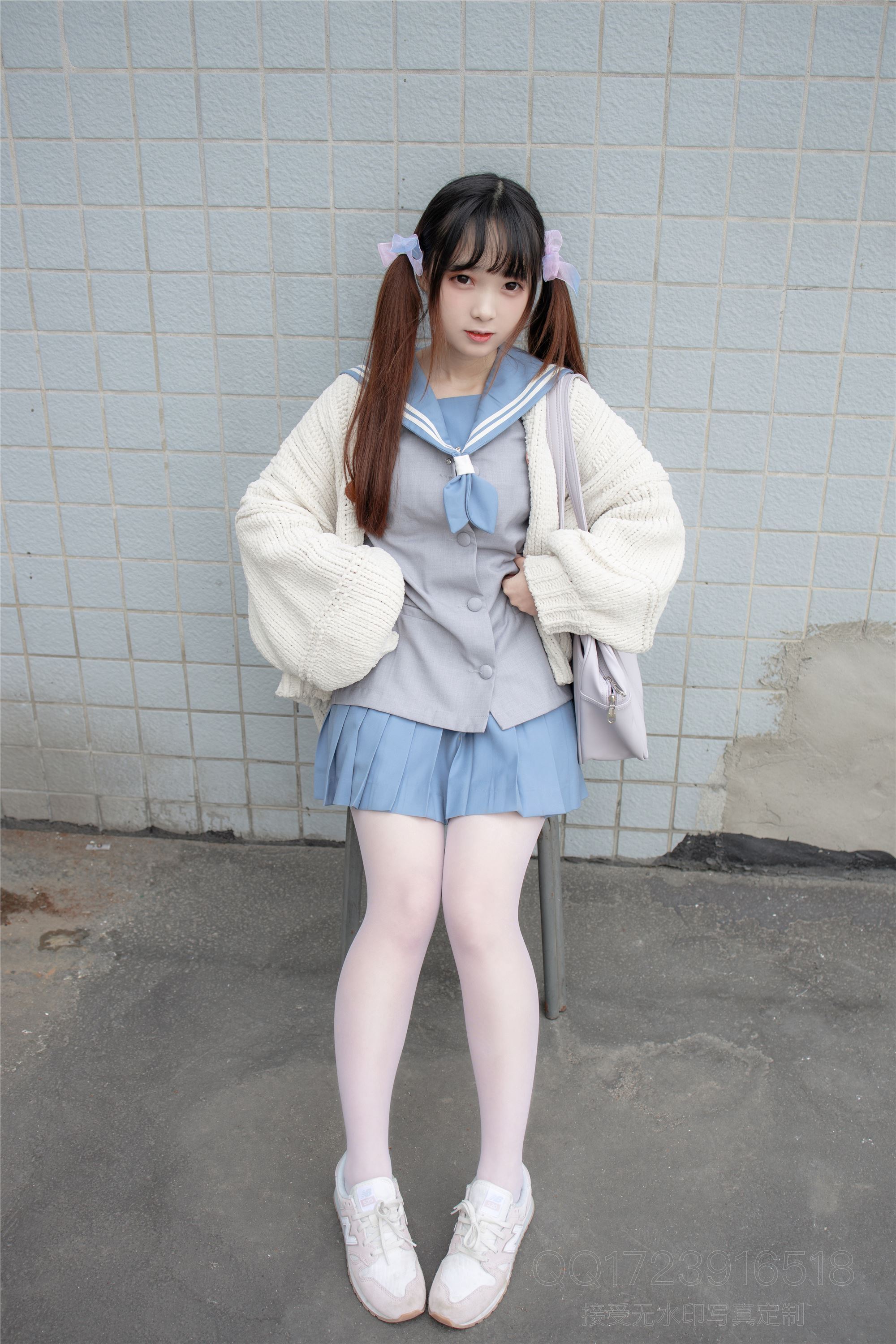 森萝财团萝莉丝足写真 X-061