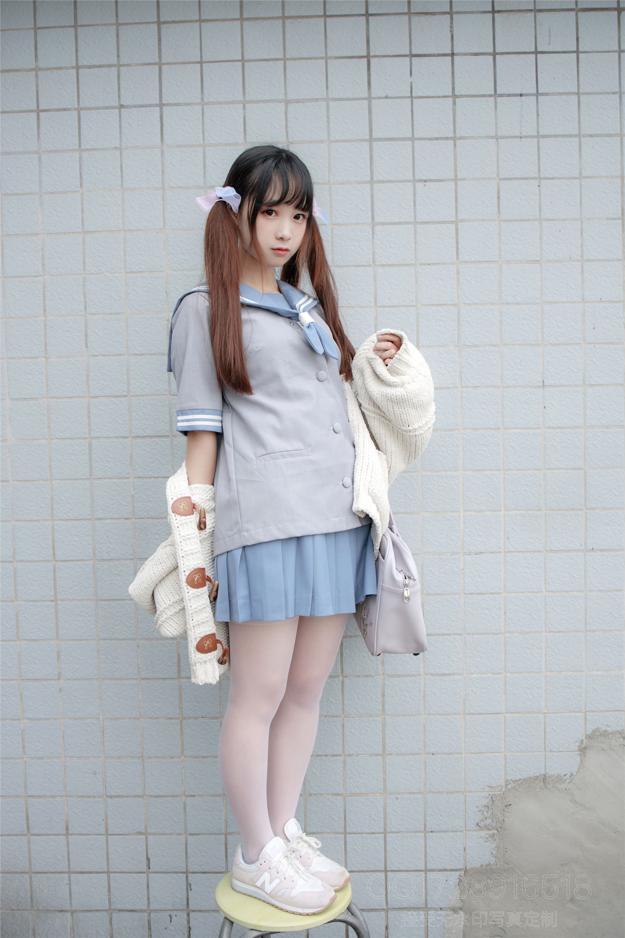 森萝财团萝莉丝足写真 X-061