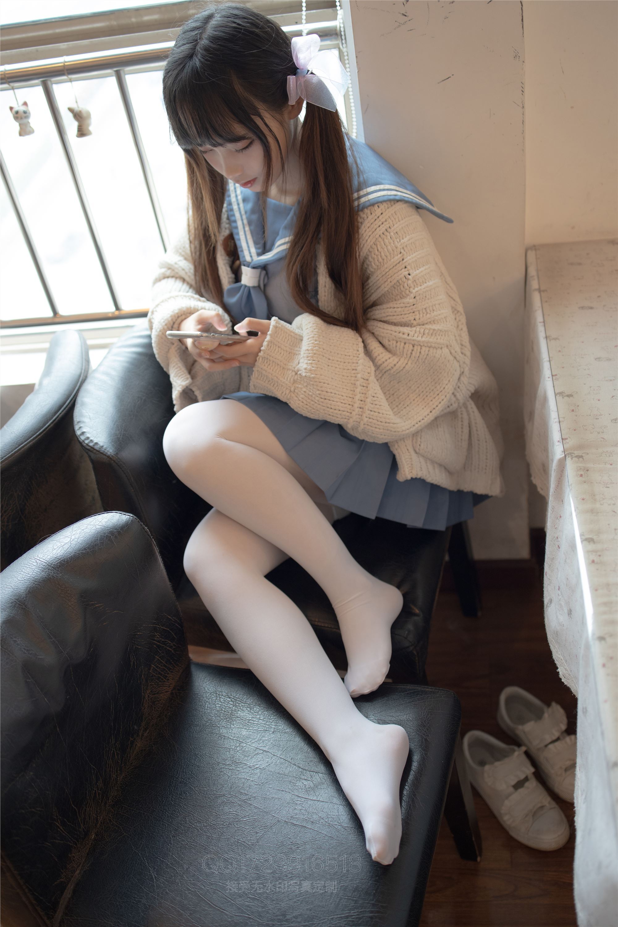 森萝财团萝莉丝足写真 X-061