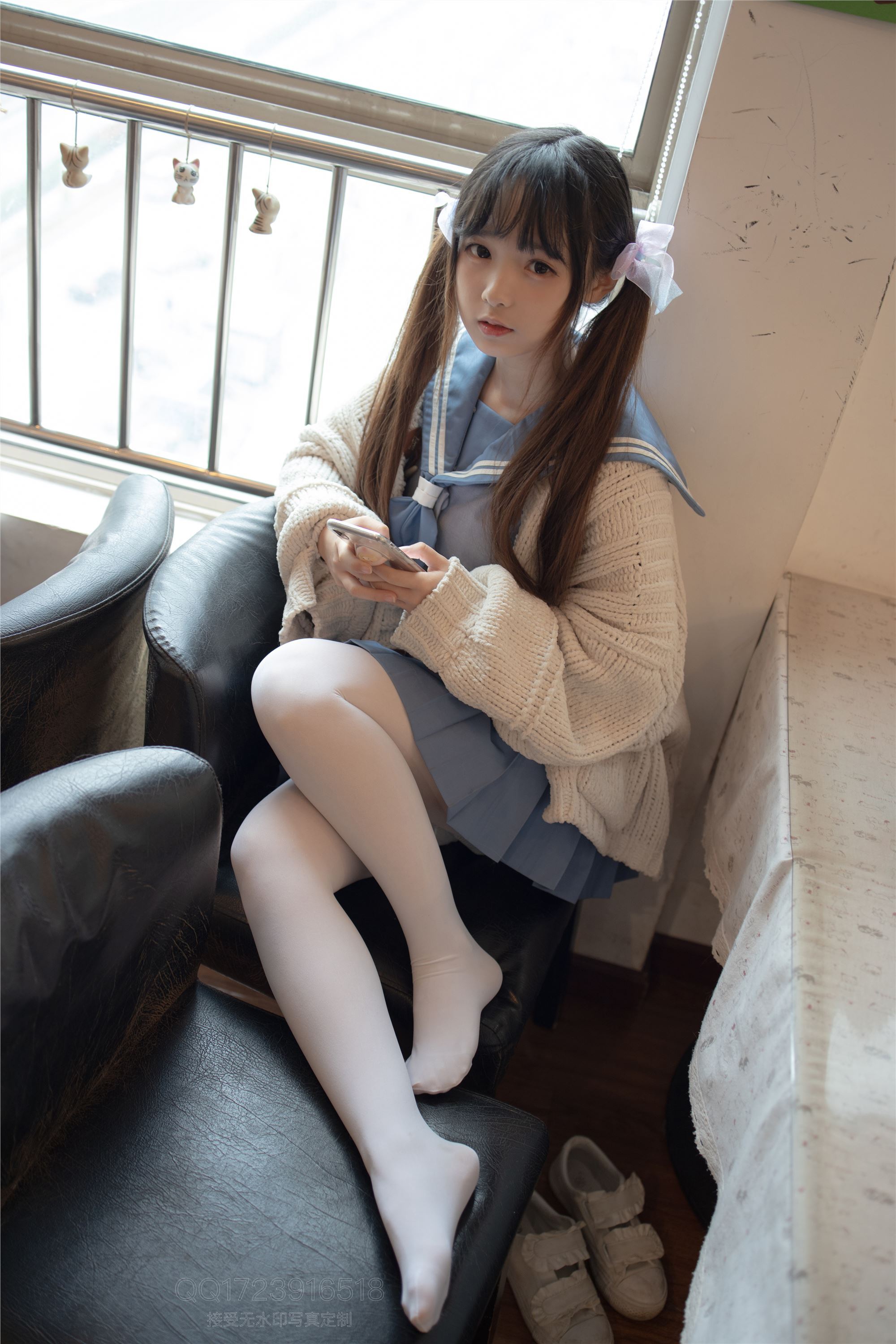 森萝财团萝莉丝足写真 X-061