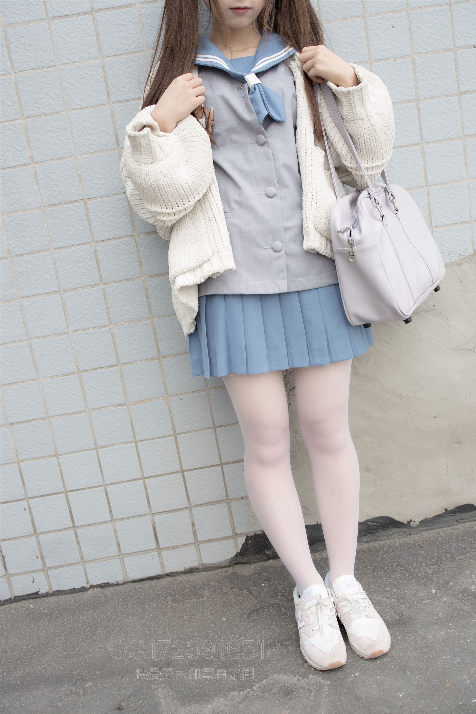 森萝财团萝莉丝足写真 X-061