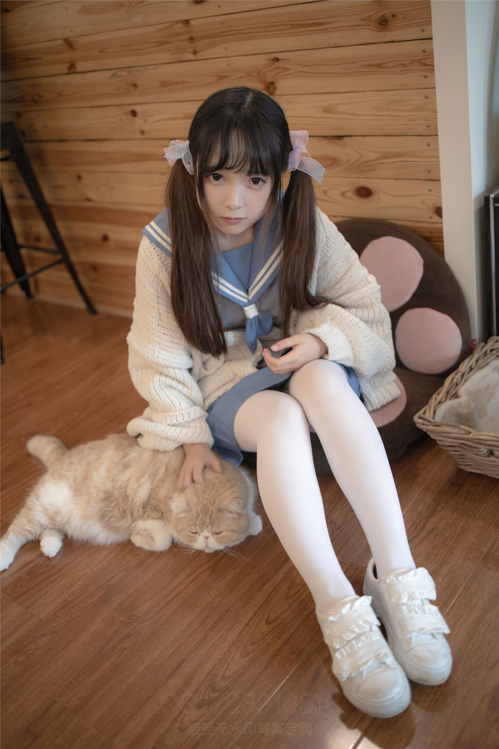 森萝财团萝莉丝足写真 X-061