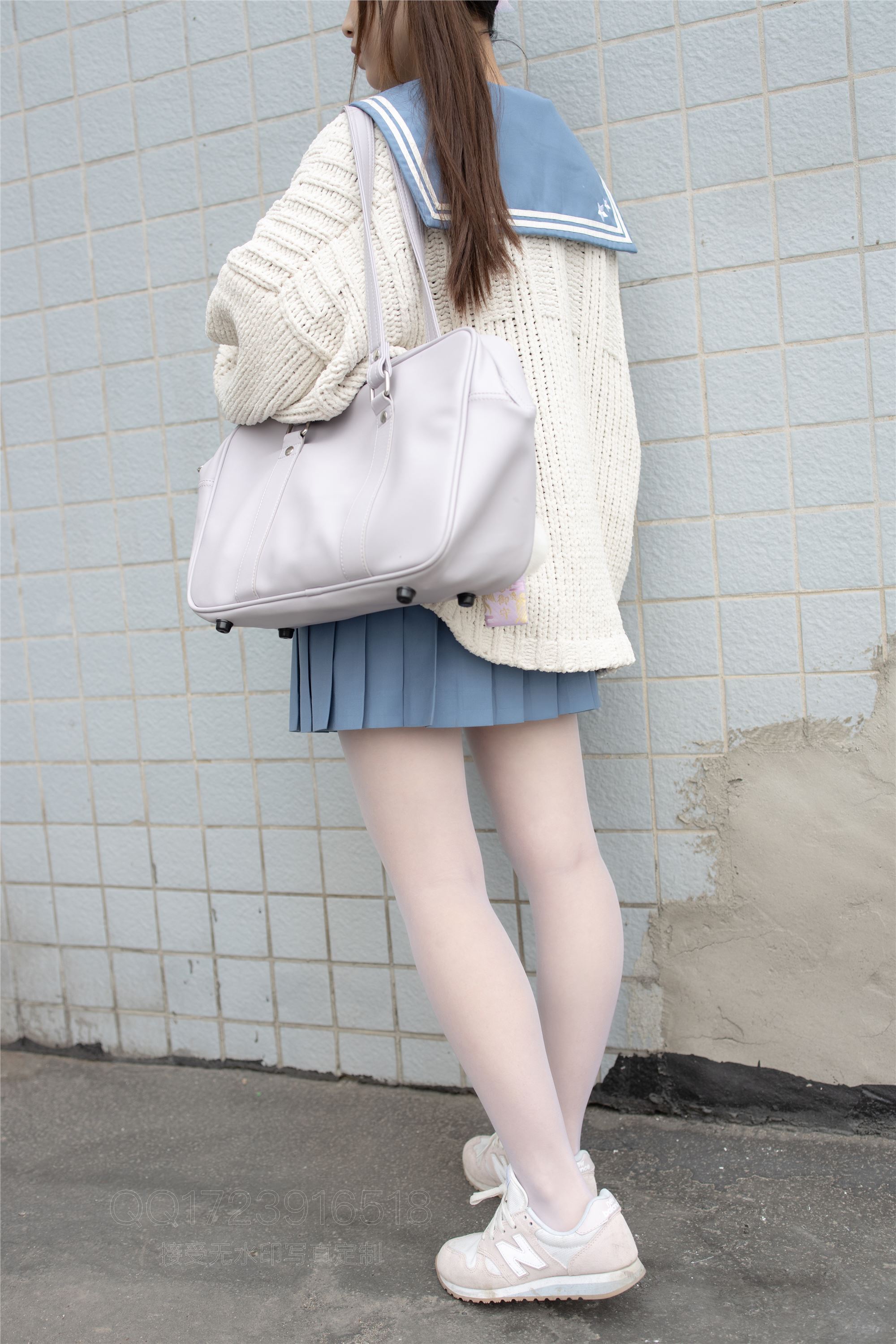 森萝财团萝莉丝足写真 X-061