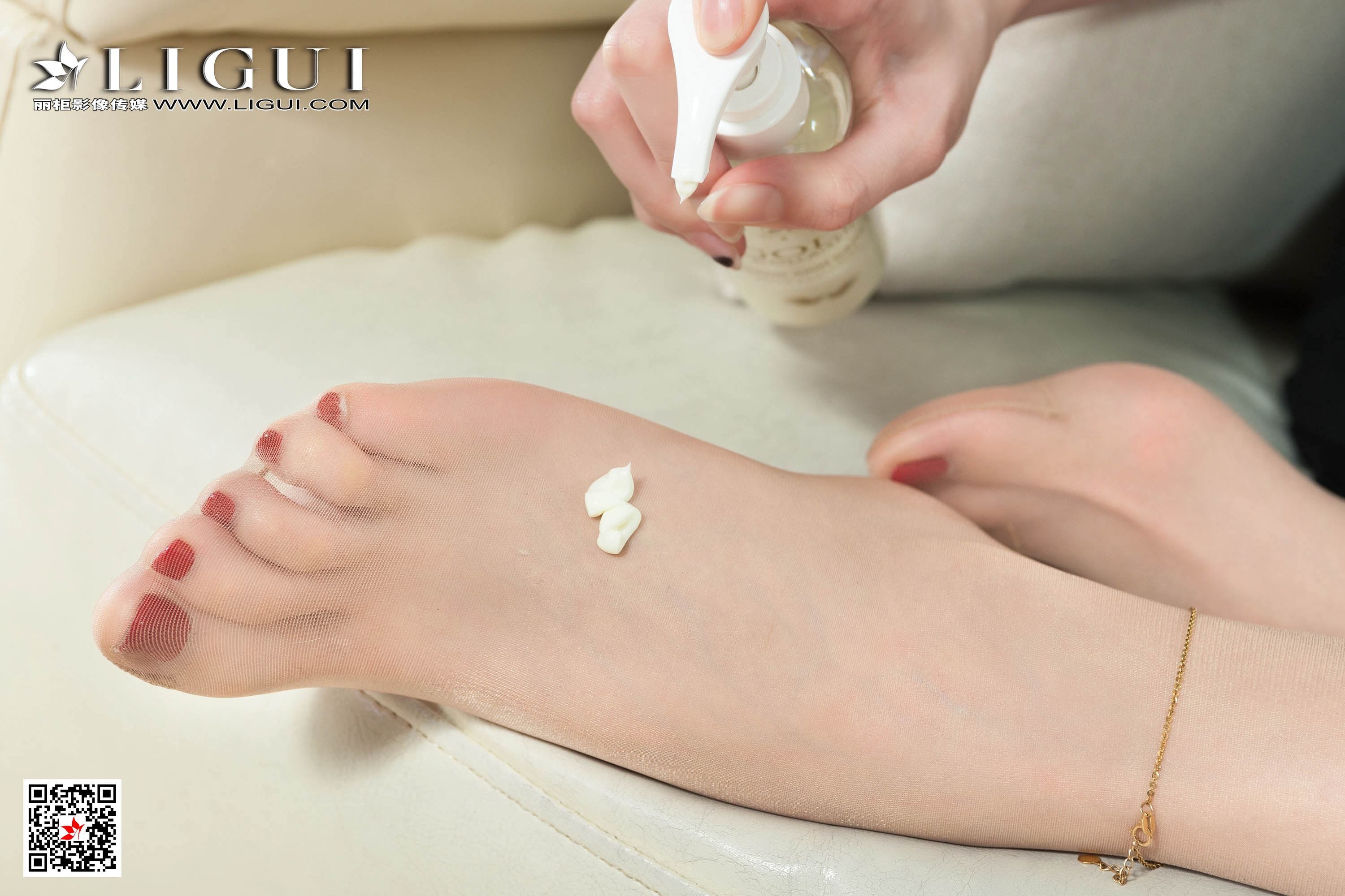 Ligui丽柜  2020.05.25《宅女情柔》兔子