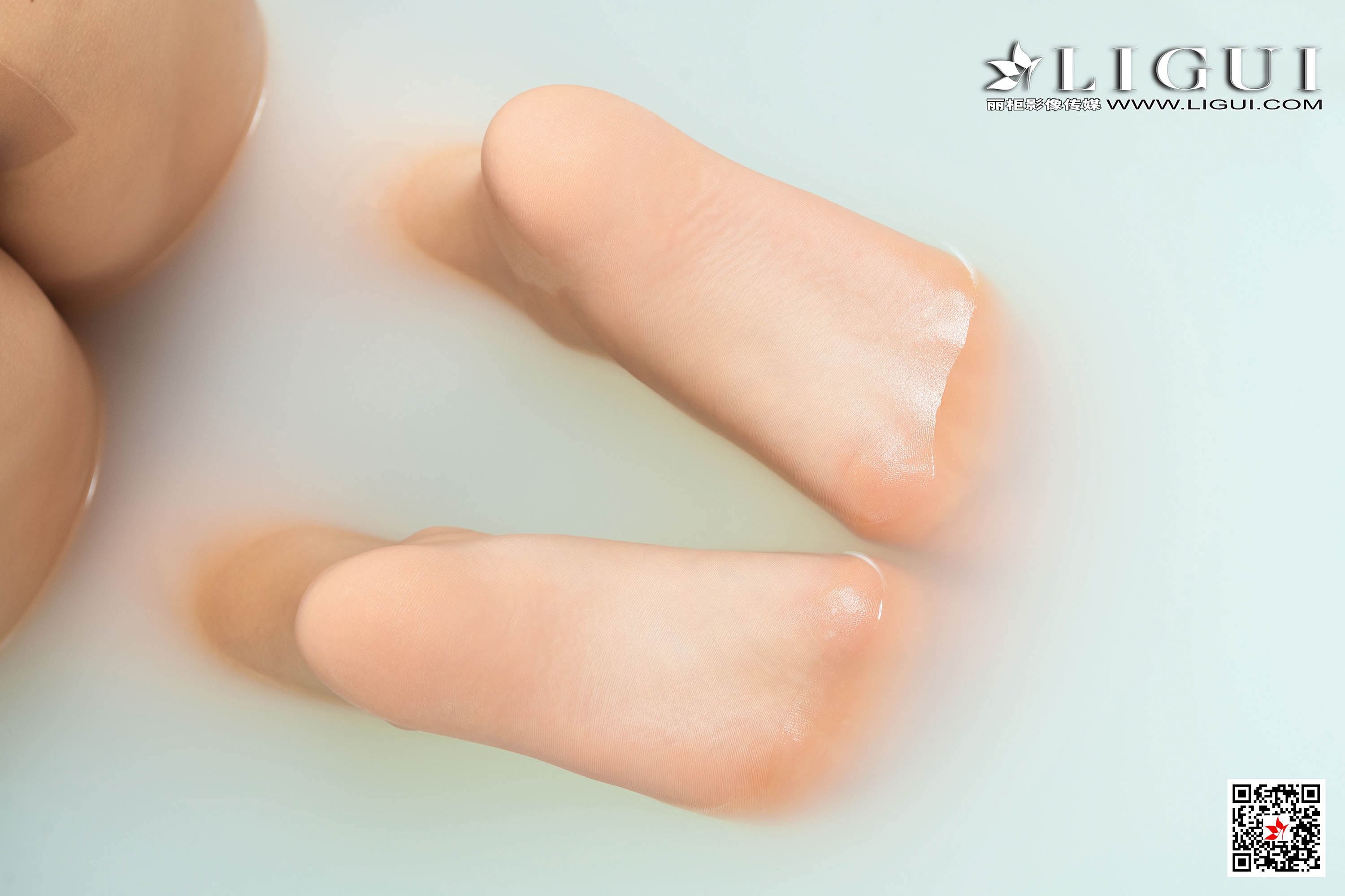 Ligui丽柜  2020.05.27《香浴名莲》潘潘