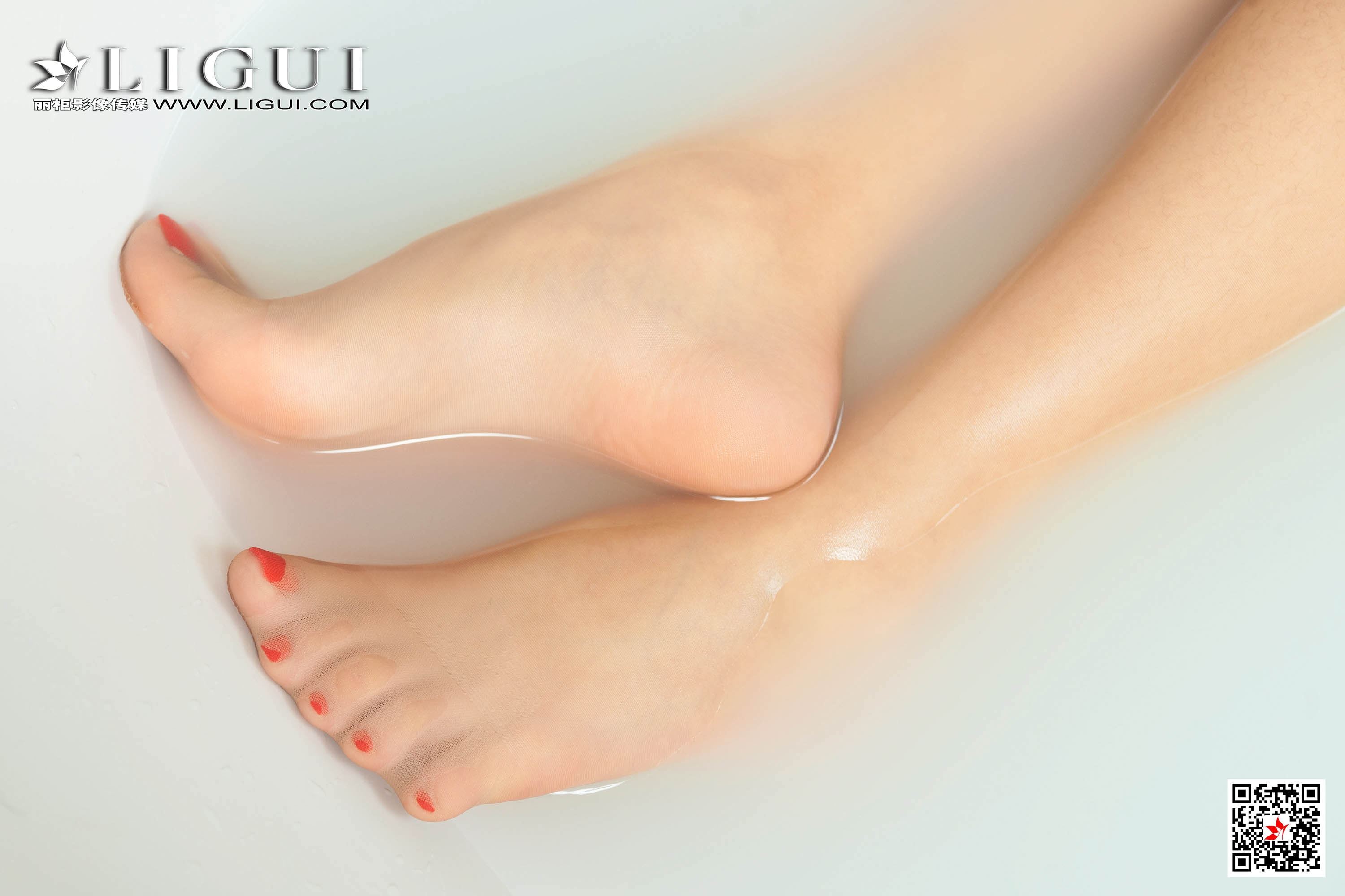 Ligui丽柜  2020.05.27《香浴名莲》潘潘