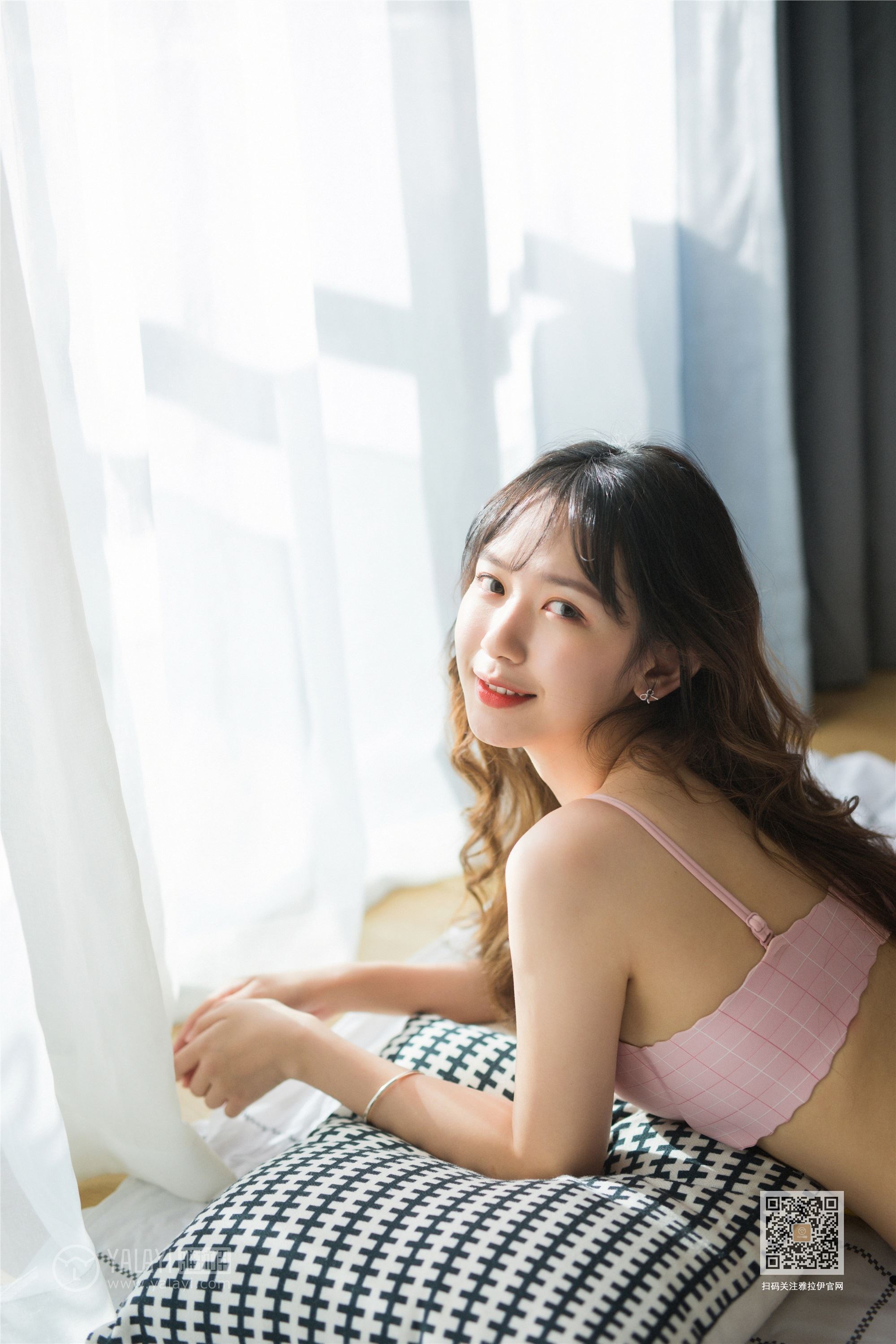 YALAYI雅拉伊 2020.01.10 Vol.516 诗诗