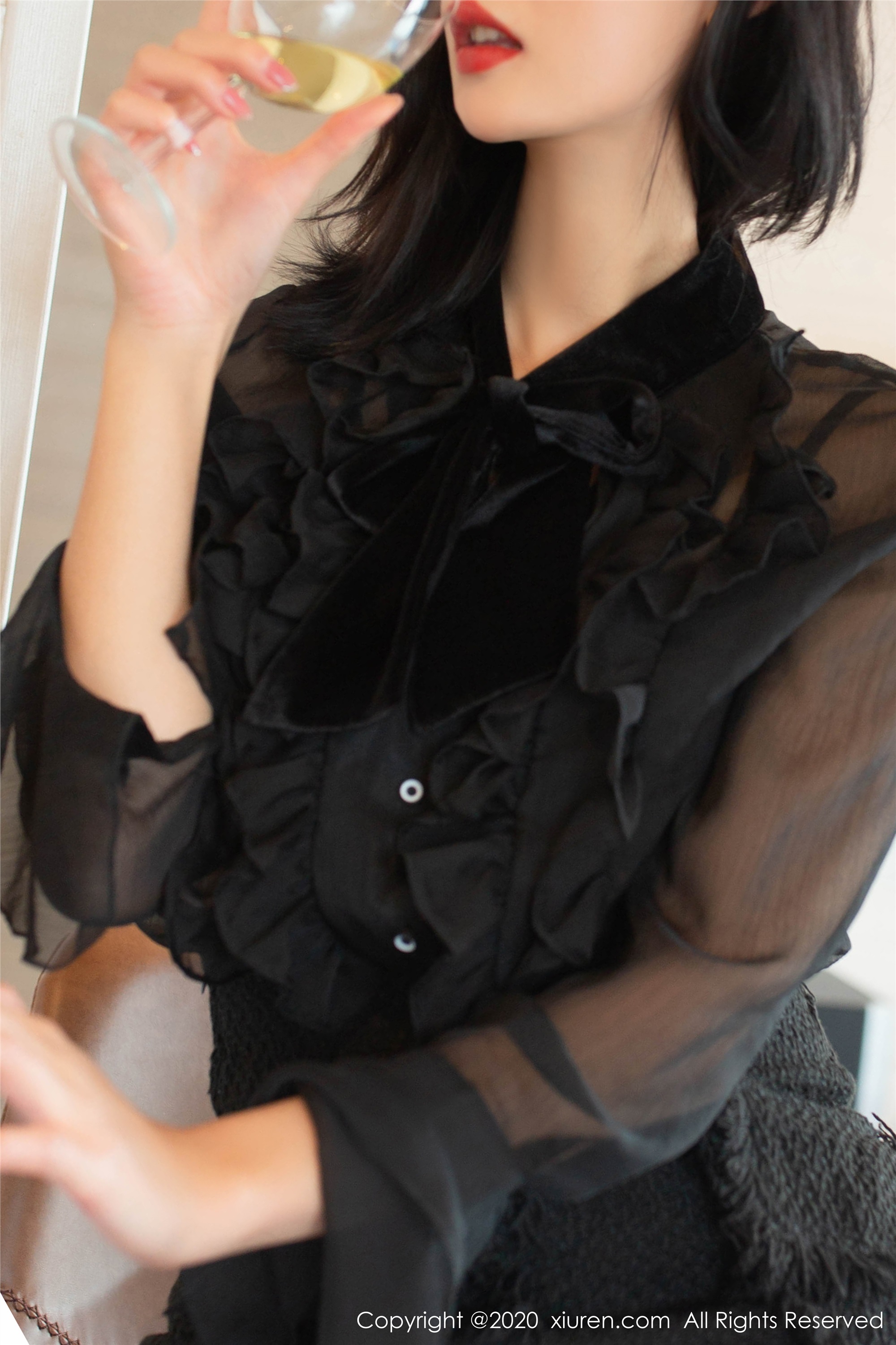 XIUREN秀人网  2020.04.03 No.2128 就是阿朱啊