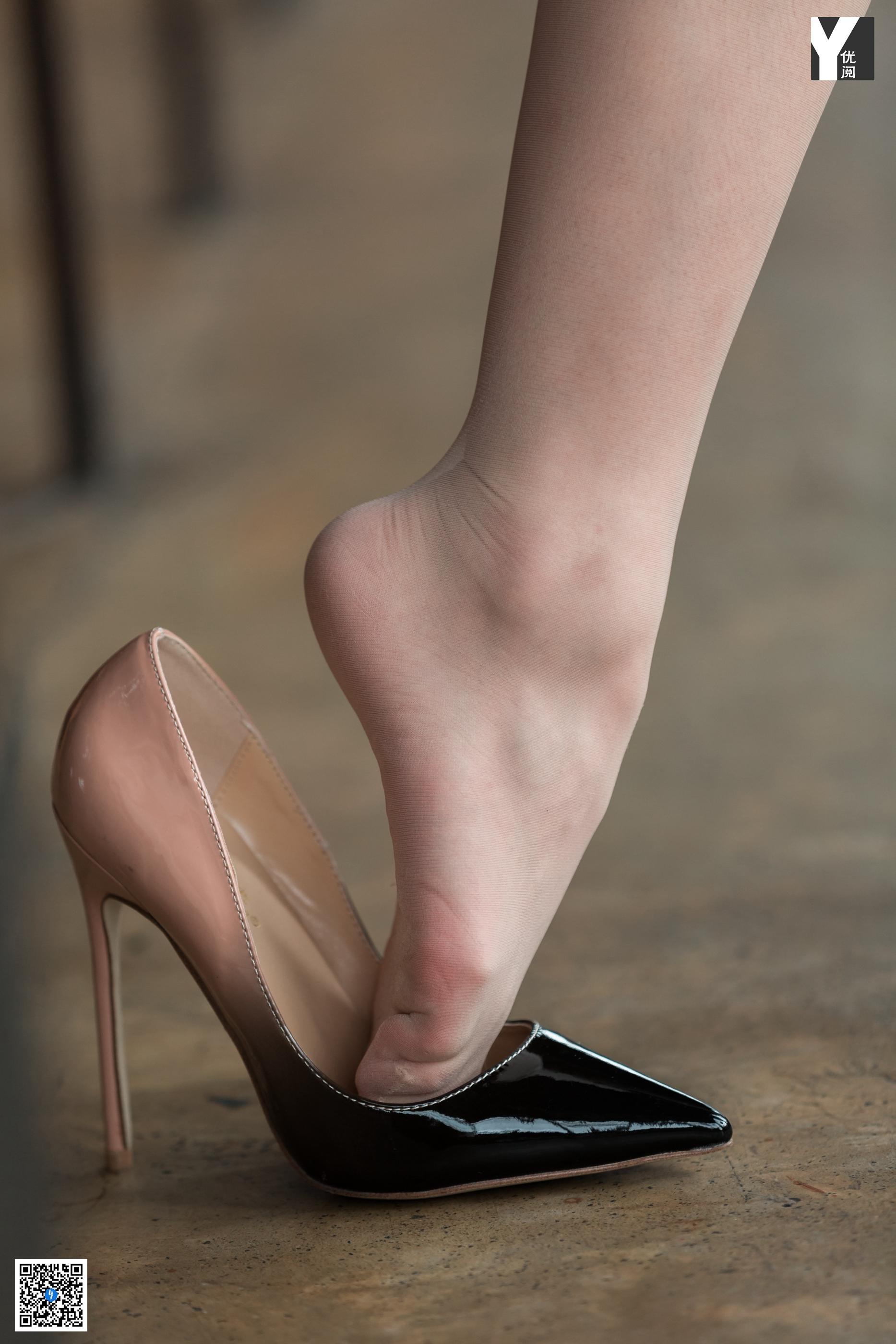 IESS异思趣向  2020.05.21 丝享家745：秋秋《百褶裙少女》