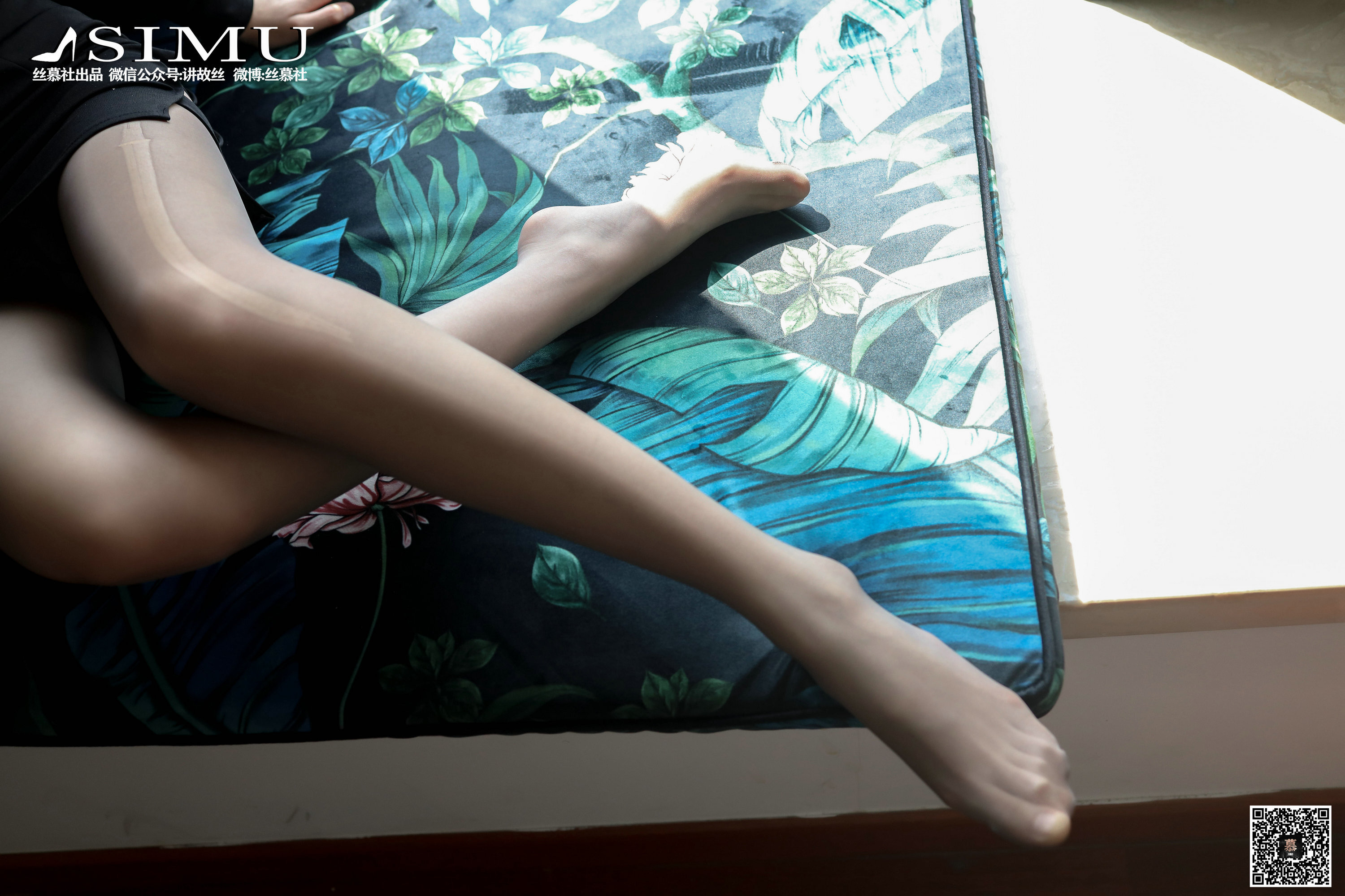 丝慕写真 SM247 新模 - 阳台遇娇丝