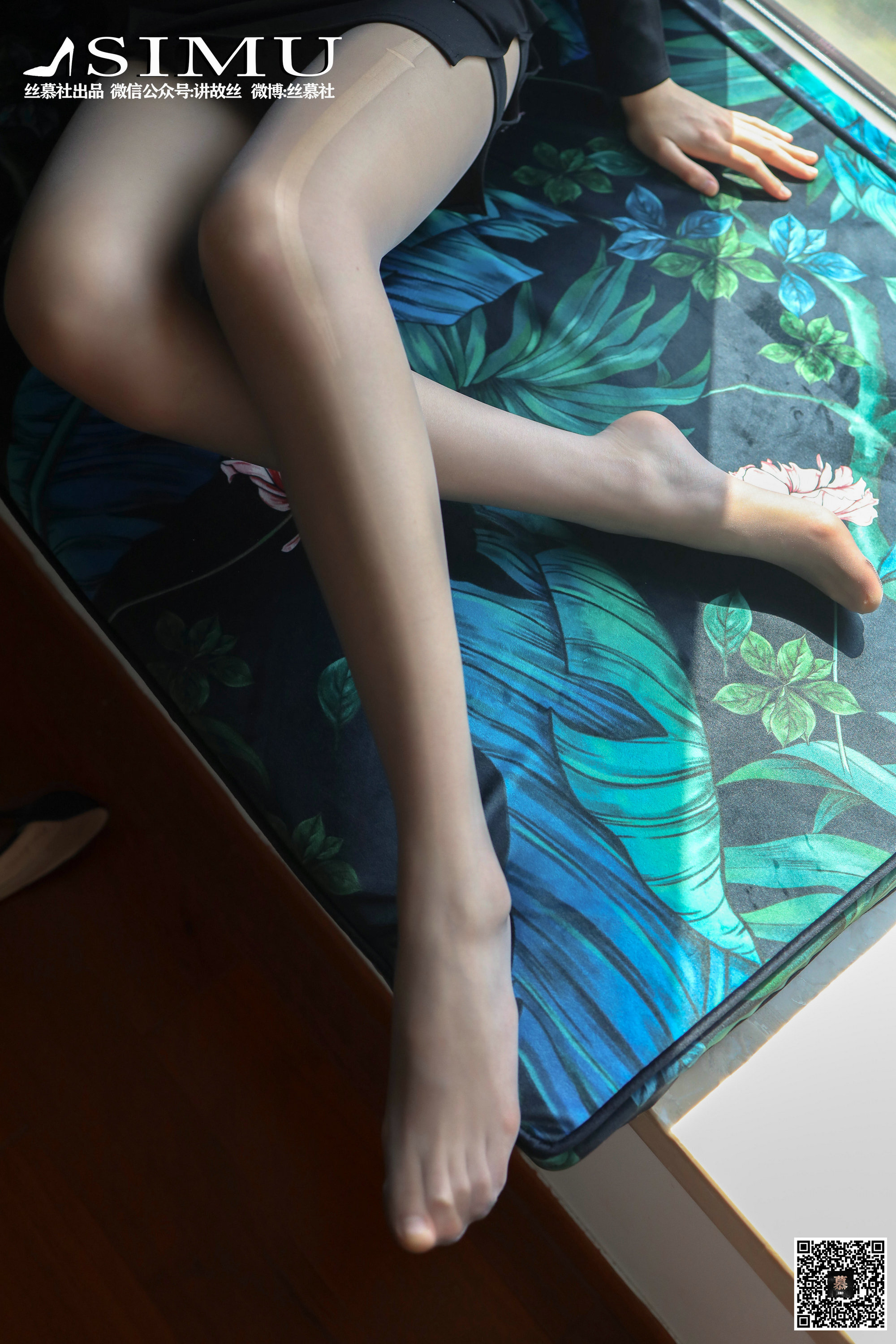 丝慕写真 SM247 新模 - 阳台遇娇丝