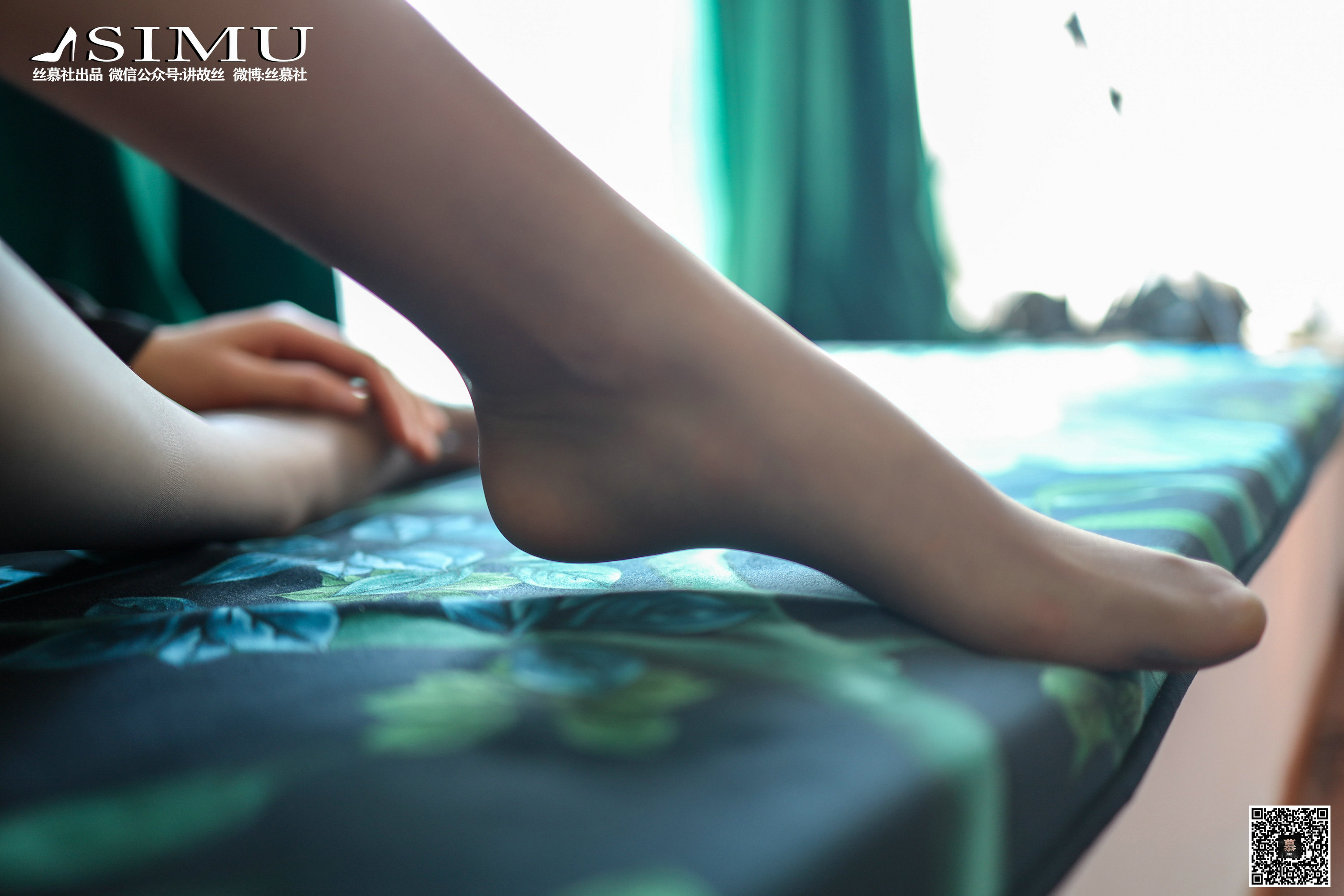 丝慕写真 SM247 新模 - 阳台遇娇丝