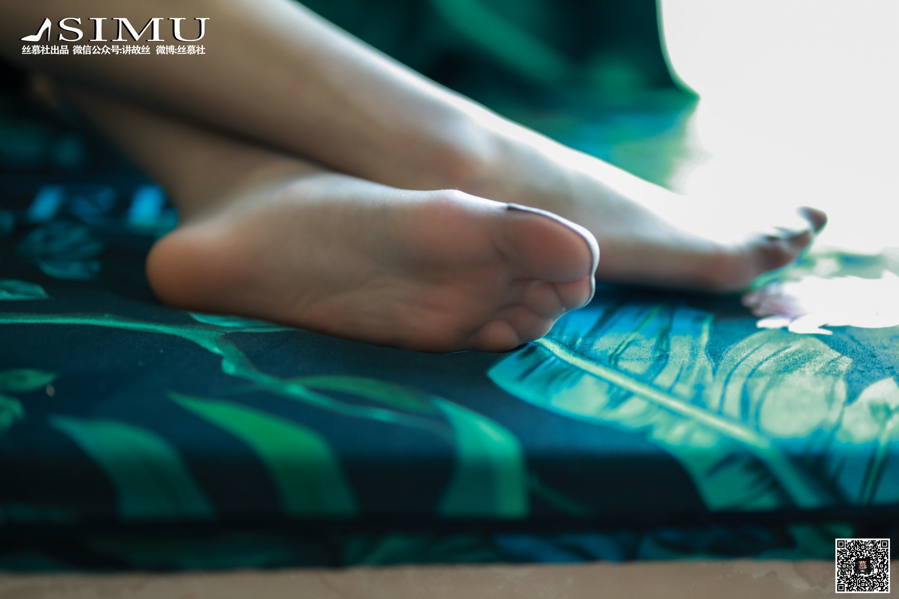 丝慕写真 SM247 新模 - 阳台遇娇丝