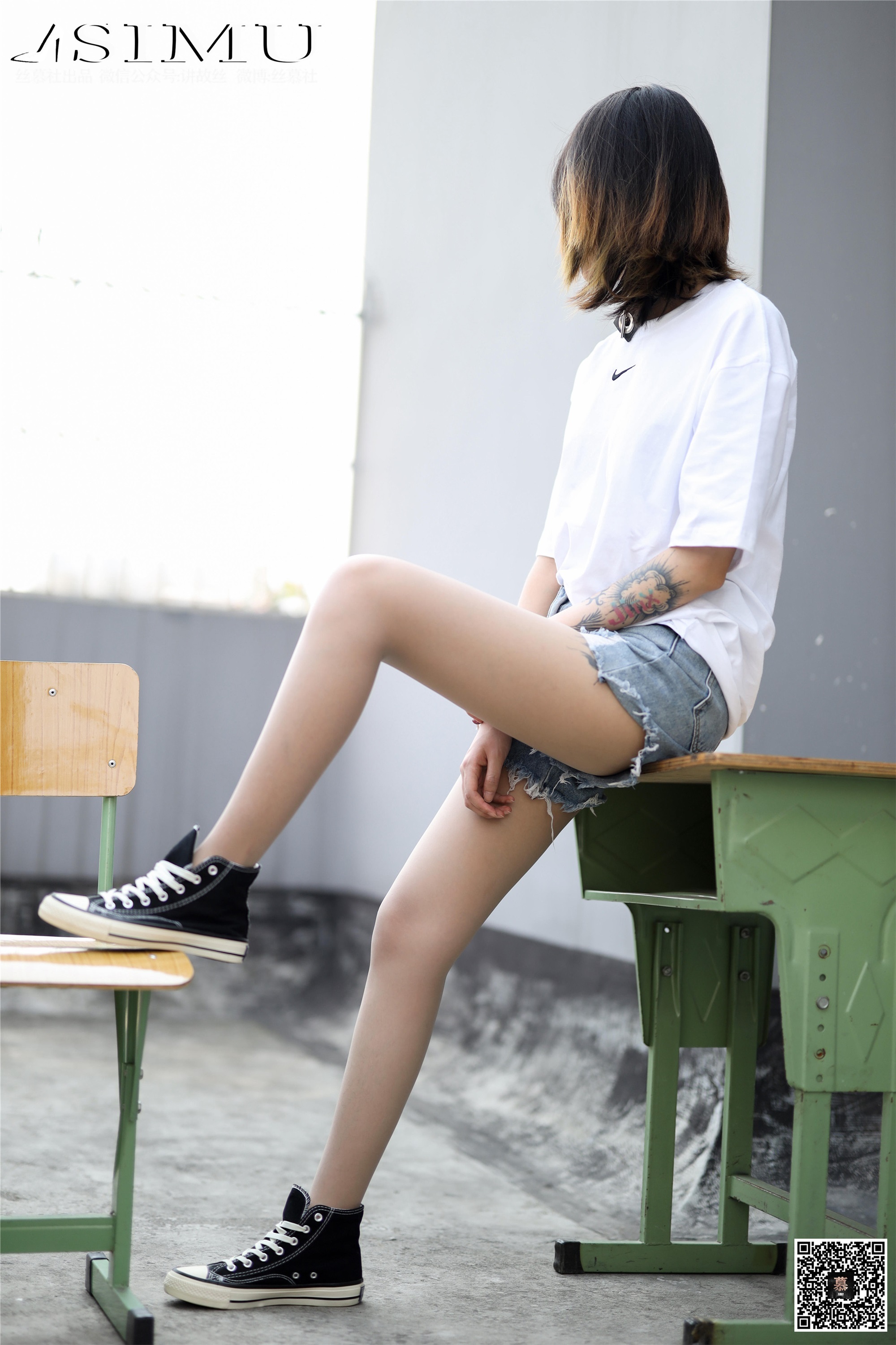 丝慕写真 SM250 新模《纹身酷girl》