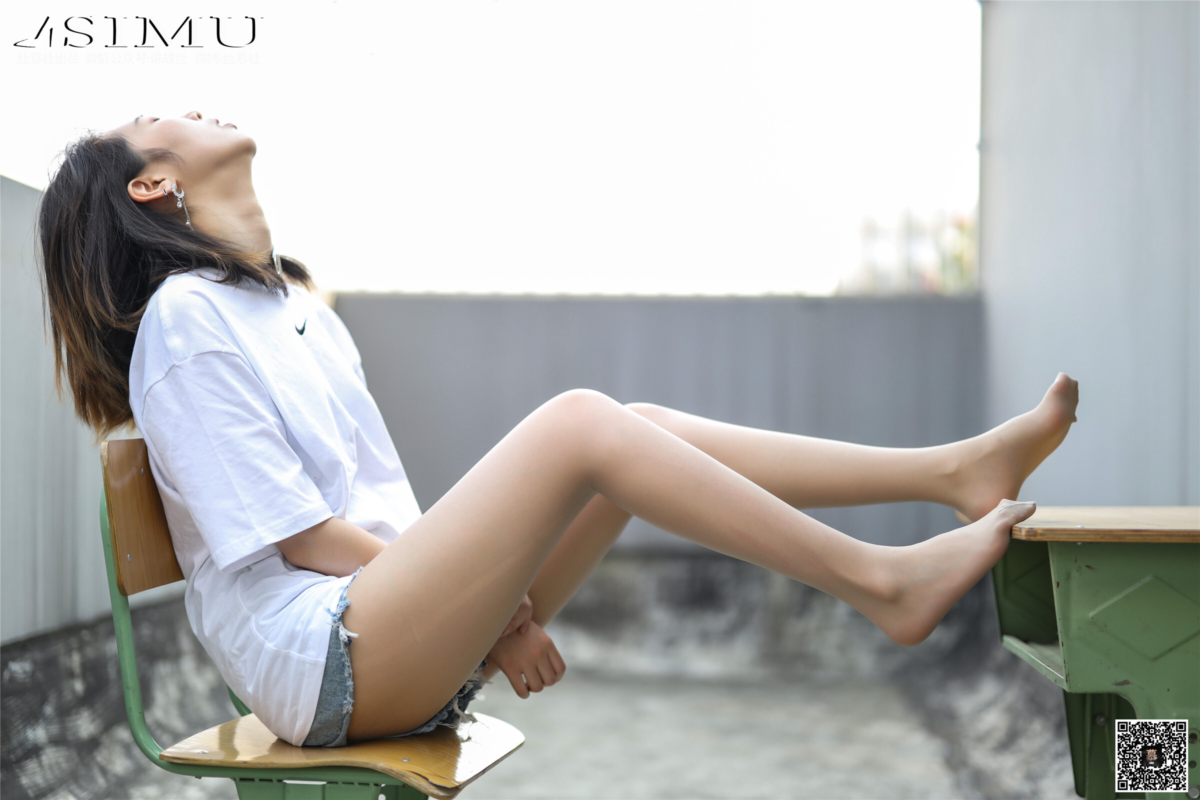 丝慕写真 SM250 新模《纹身酷girl》