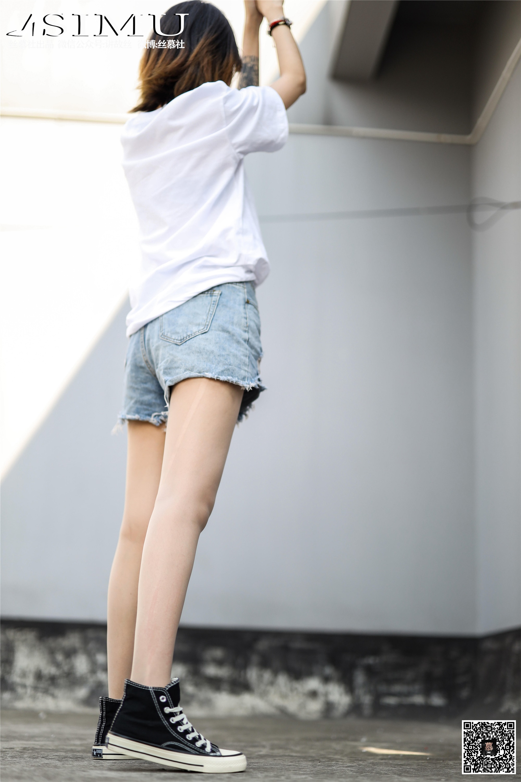 丝慕写真 SM250 新模《纹身酷girl》