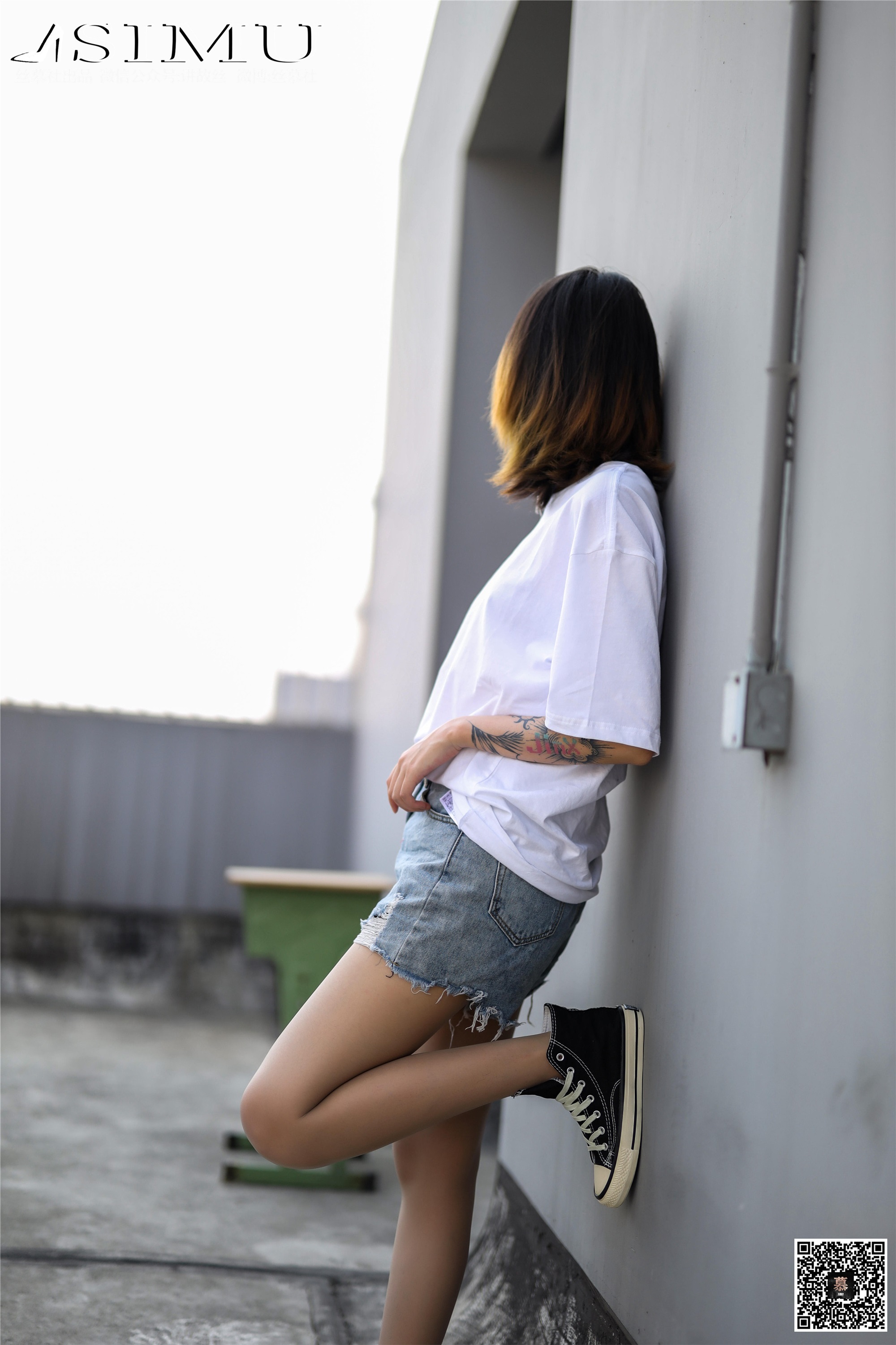 丝慕写真 SM250 新模《纹身酷girl》