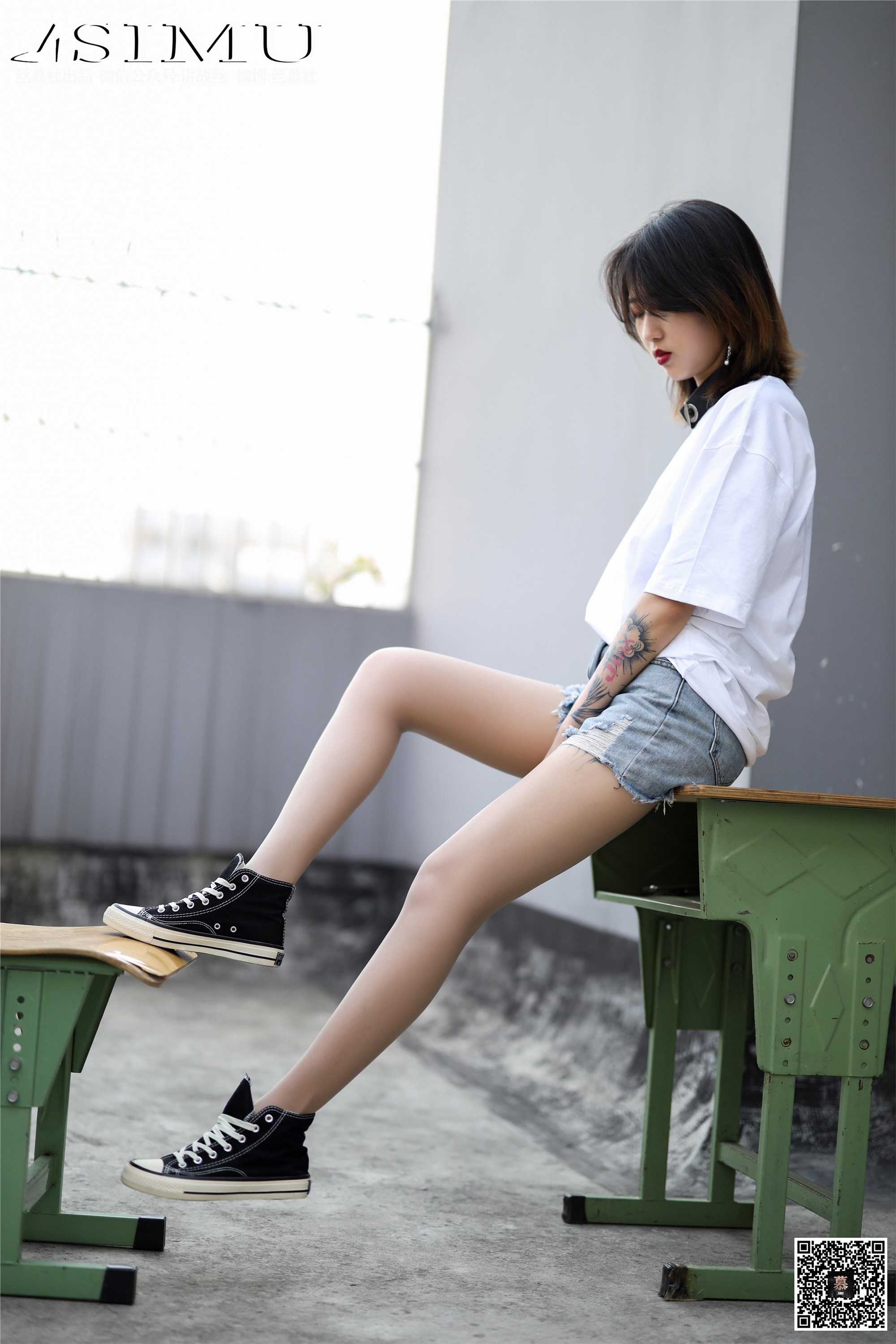 丝慕写真 SM250 新模《纹身酷girl》