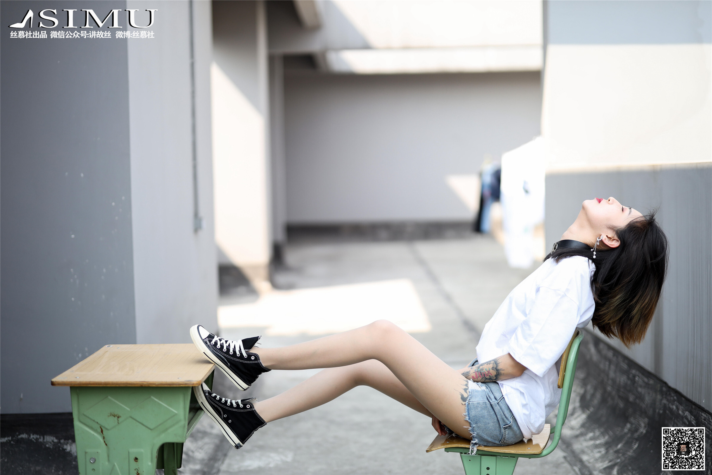 丝慕写真 SM250 新模《纹身酷girl》