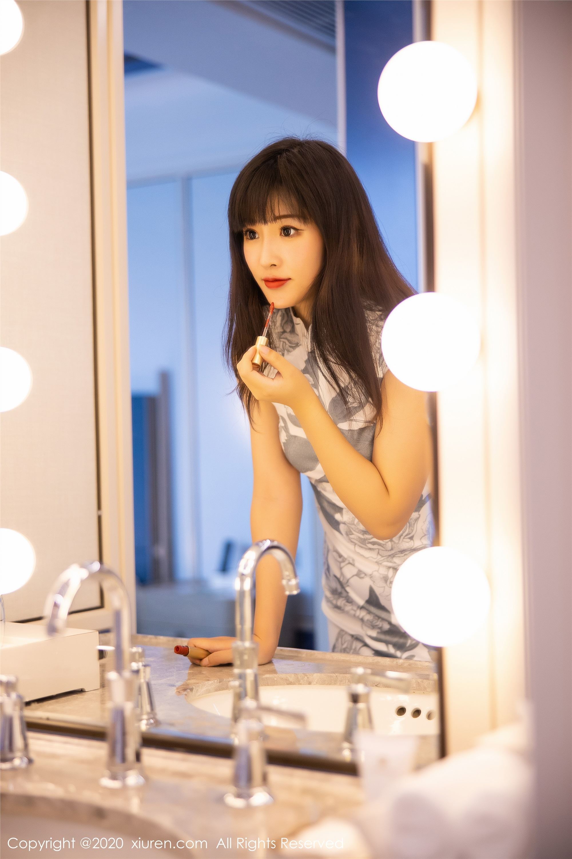 XIUREN秀人网 2020.05.04 No.2211 童千艺cara