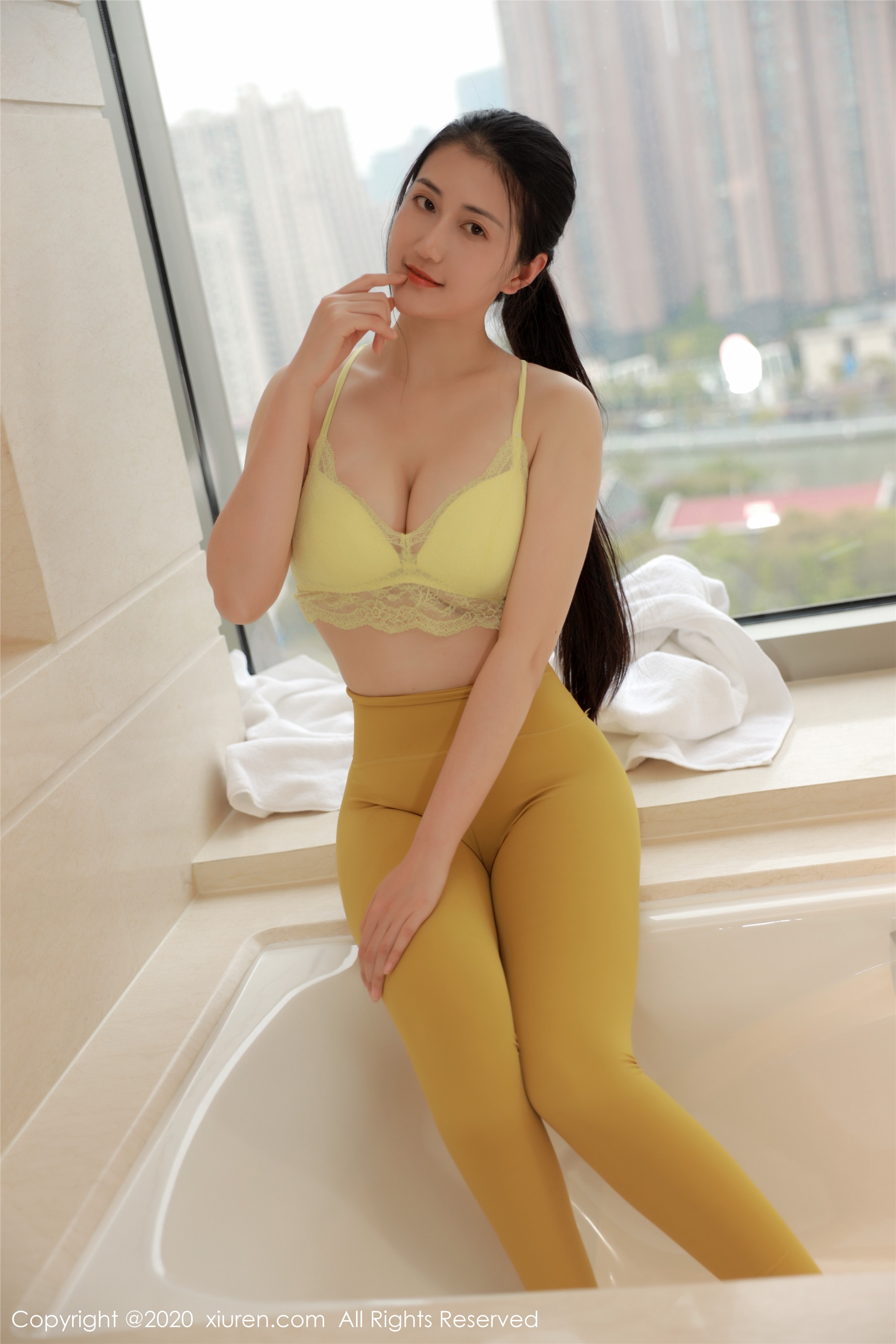 XIUREN秀人网 2020.05.05 No.2214 e宝小野猫