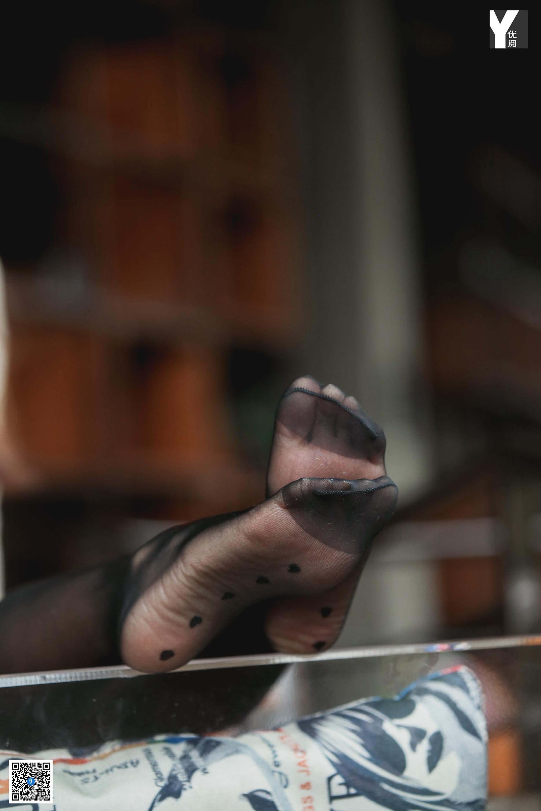 IESS异思趣向 丝享家749 婉萍《又纯又欲的黑色》