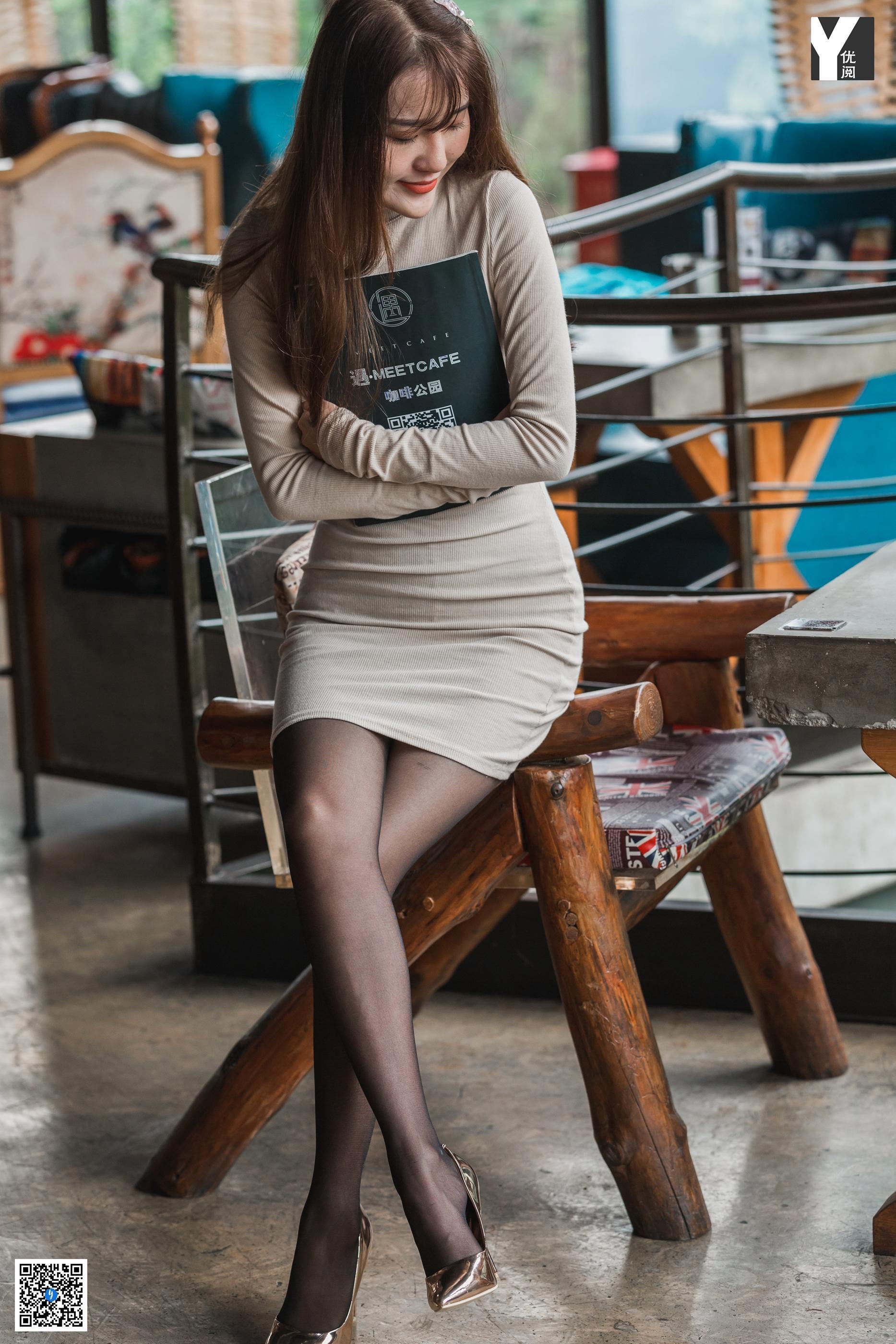 IESS异思趣向 丝享家749 婉萍《又纯又欲的黑色》