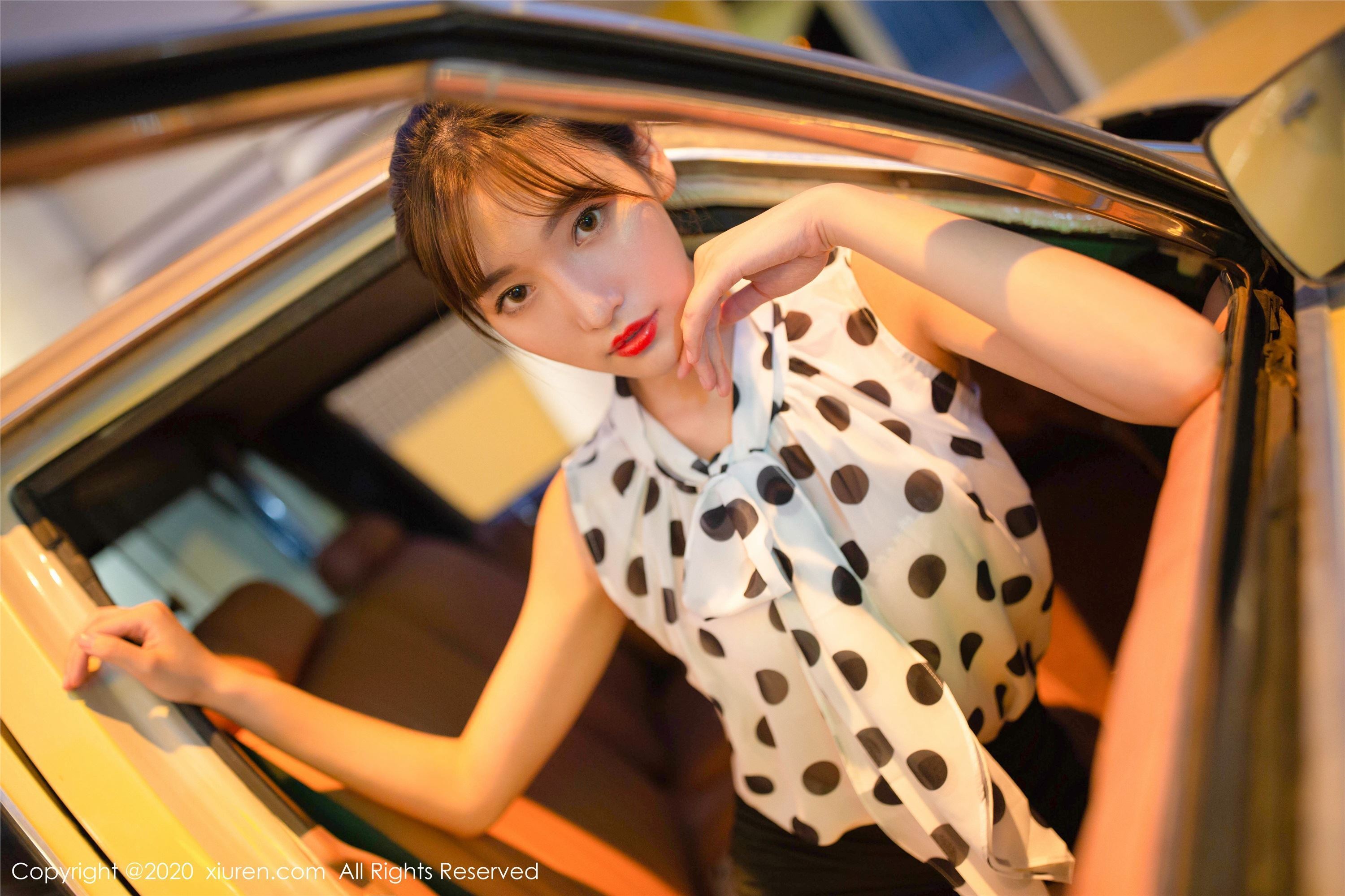 XIUREN秀人网 2020.05.06 No.2222 陆萱萱