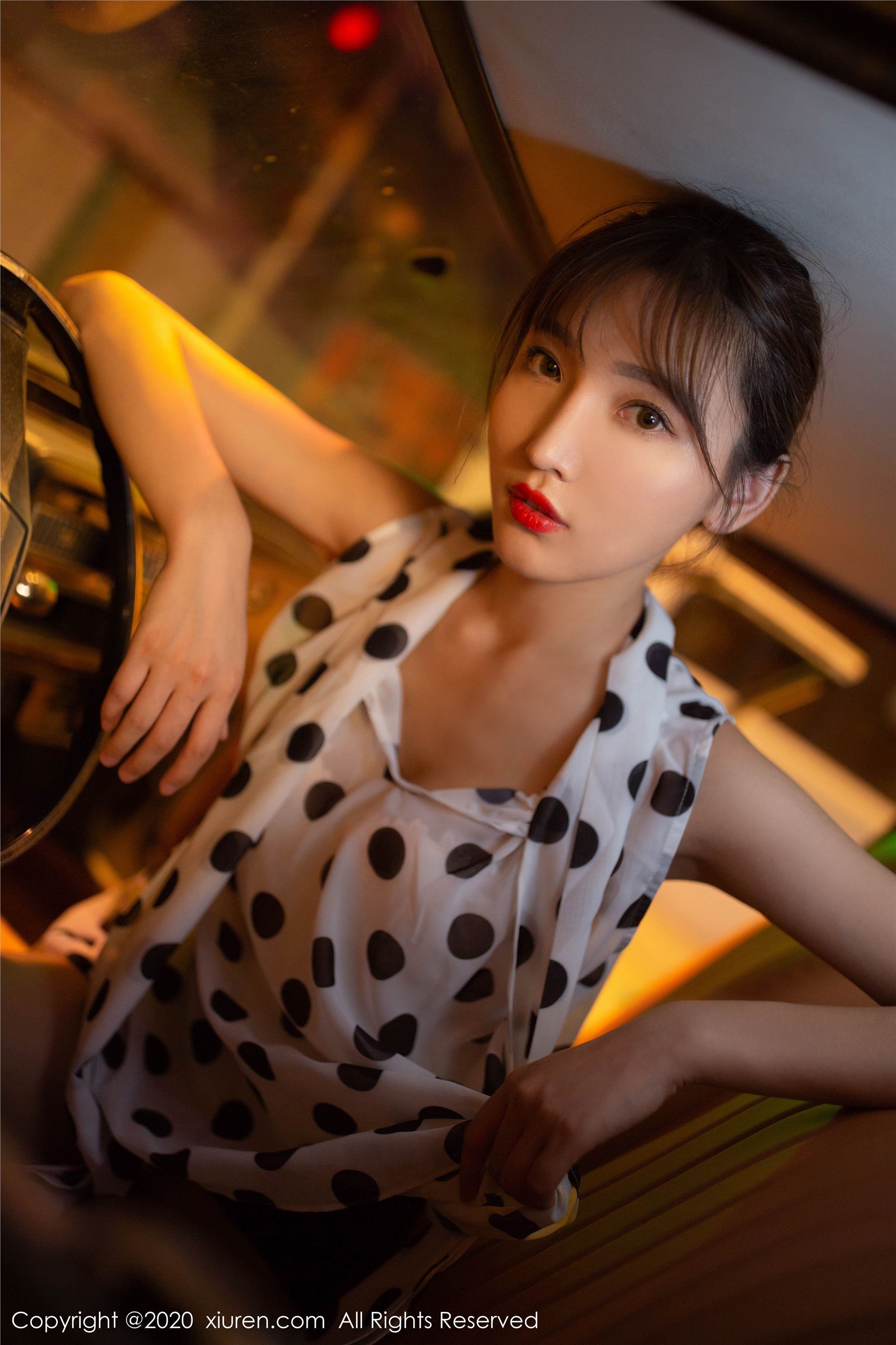XIUREN秀人网 2020.05.06 No.2222 陆萱萱
