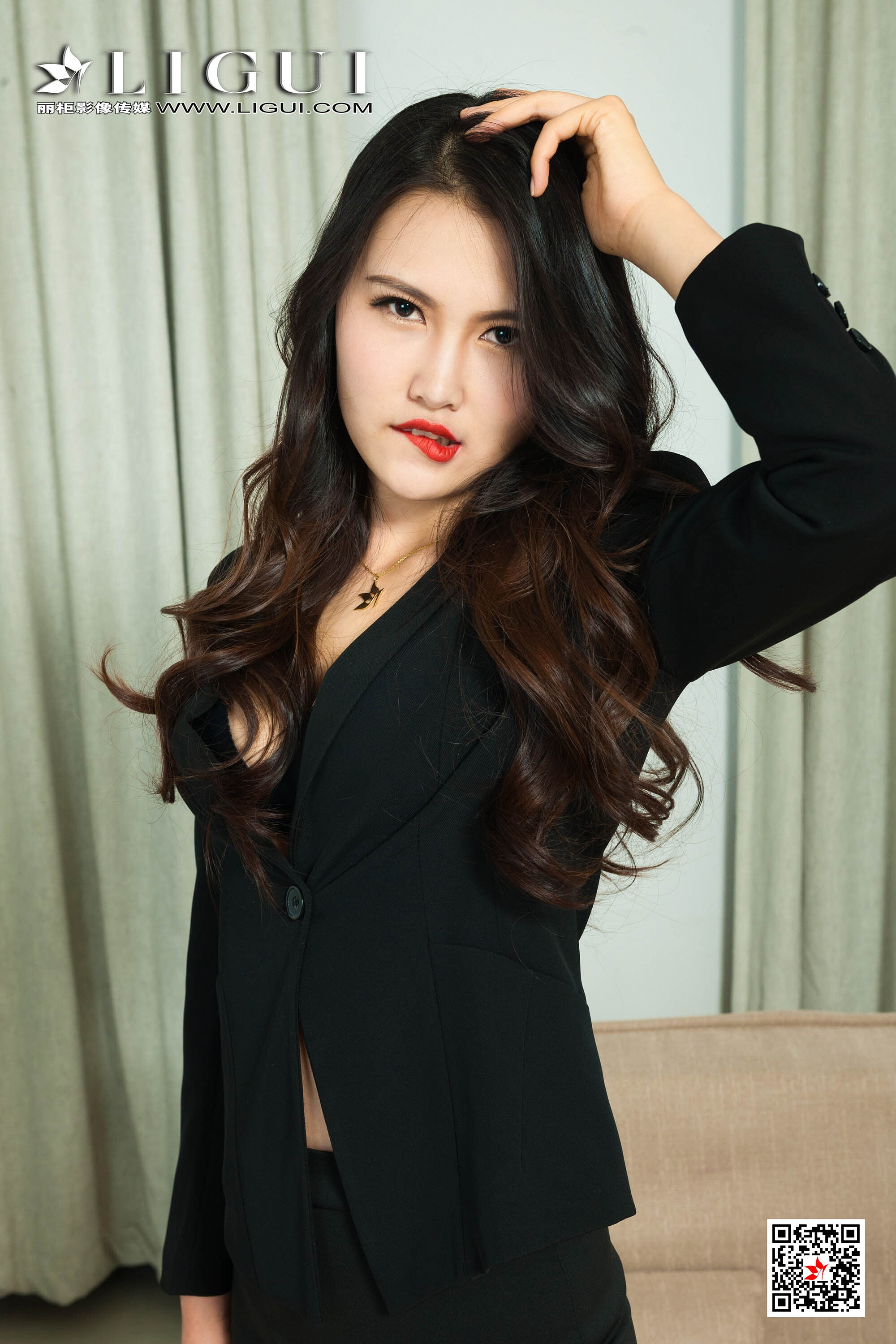 Ligui丽柜  2020.06.16《黑丝欲销魂》安安