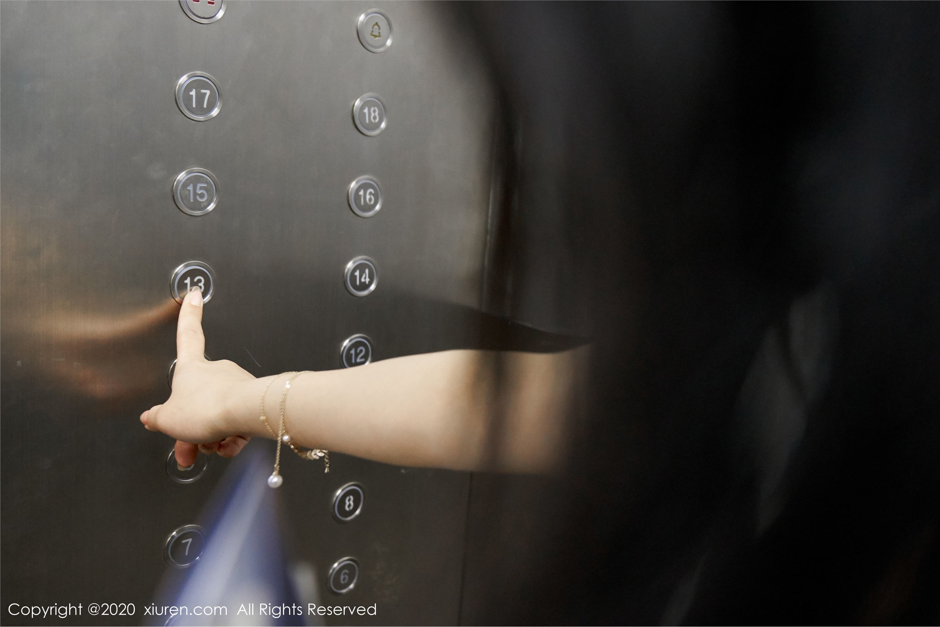 XIUREN秀人网 2020.05.05 No.2216 九月生