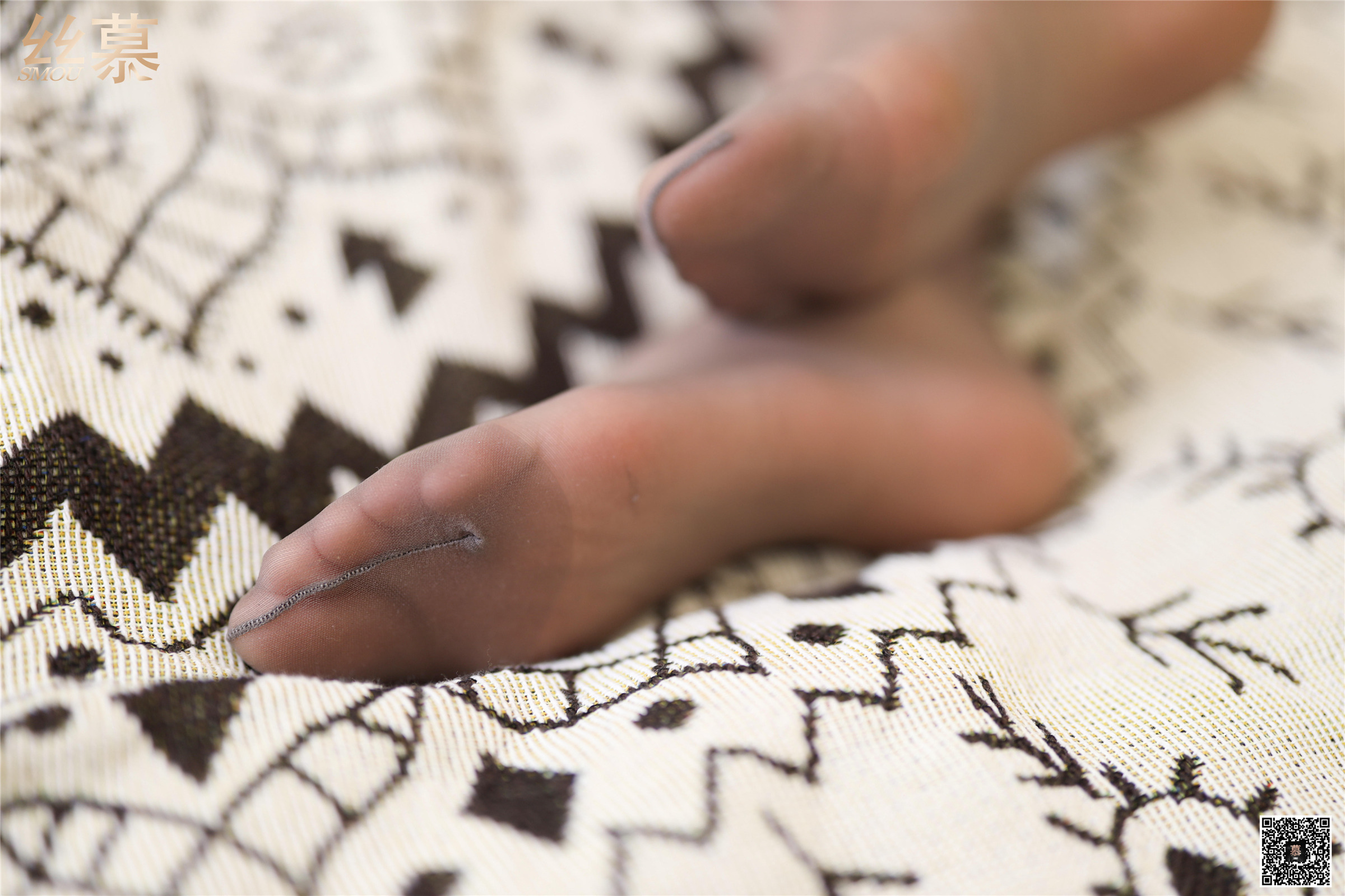 丝慕写真 SM261 可儿《高贵的红裙惹人温柔》