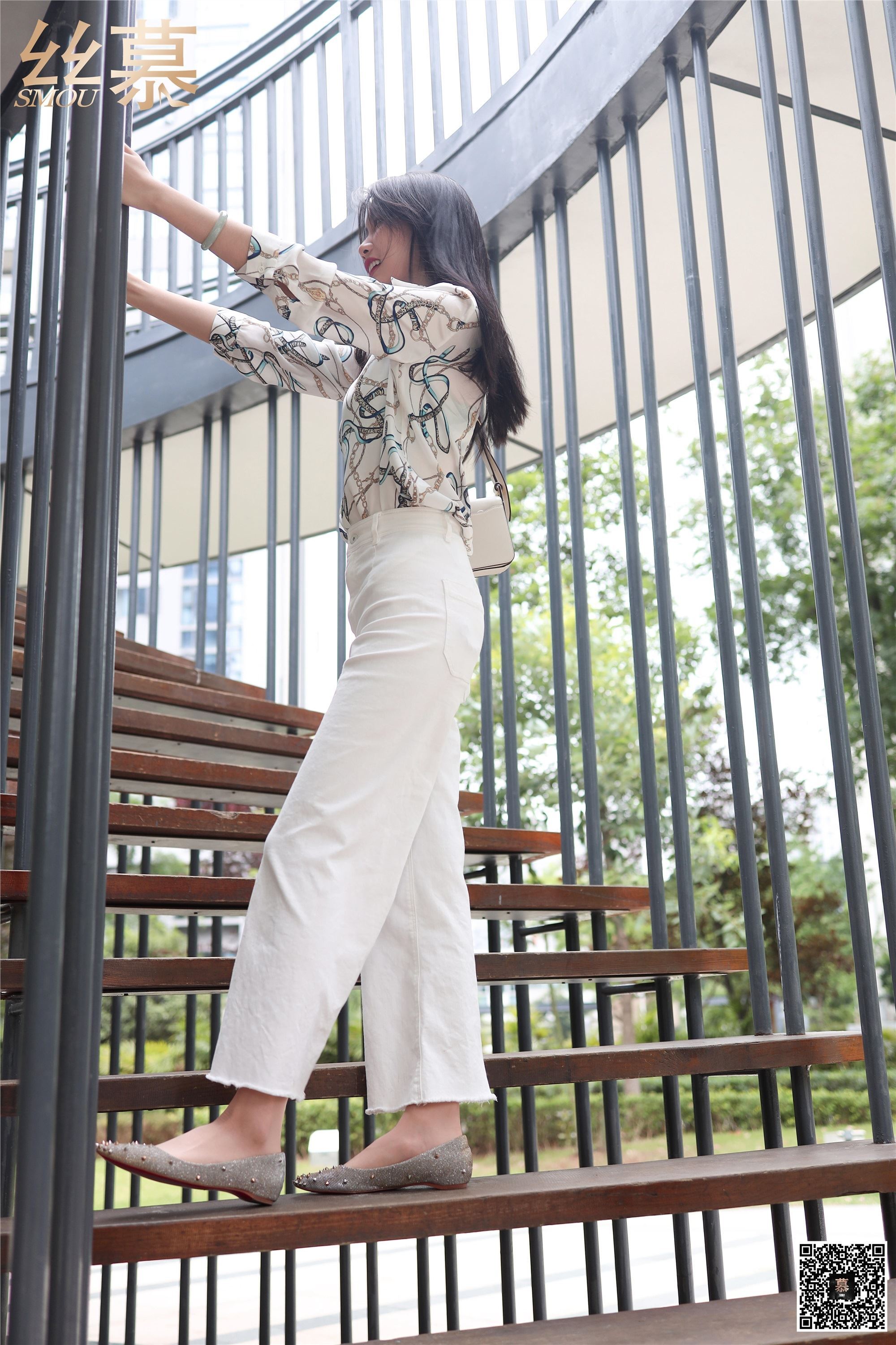 丝慕写真 SM276 天天一元 可儿《白色裤里丝》