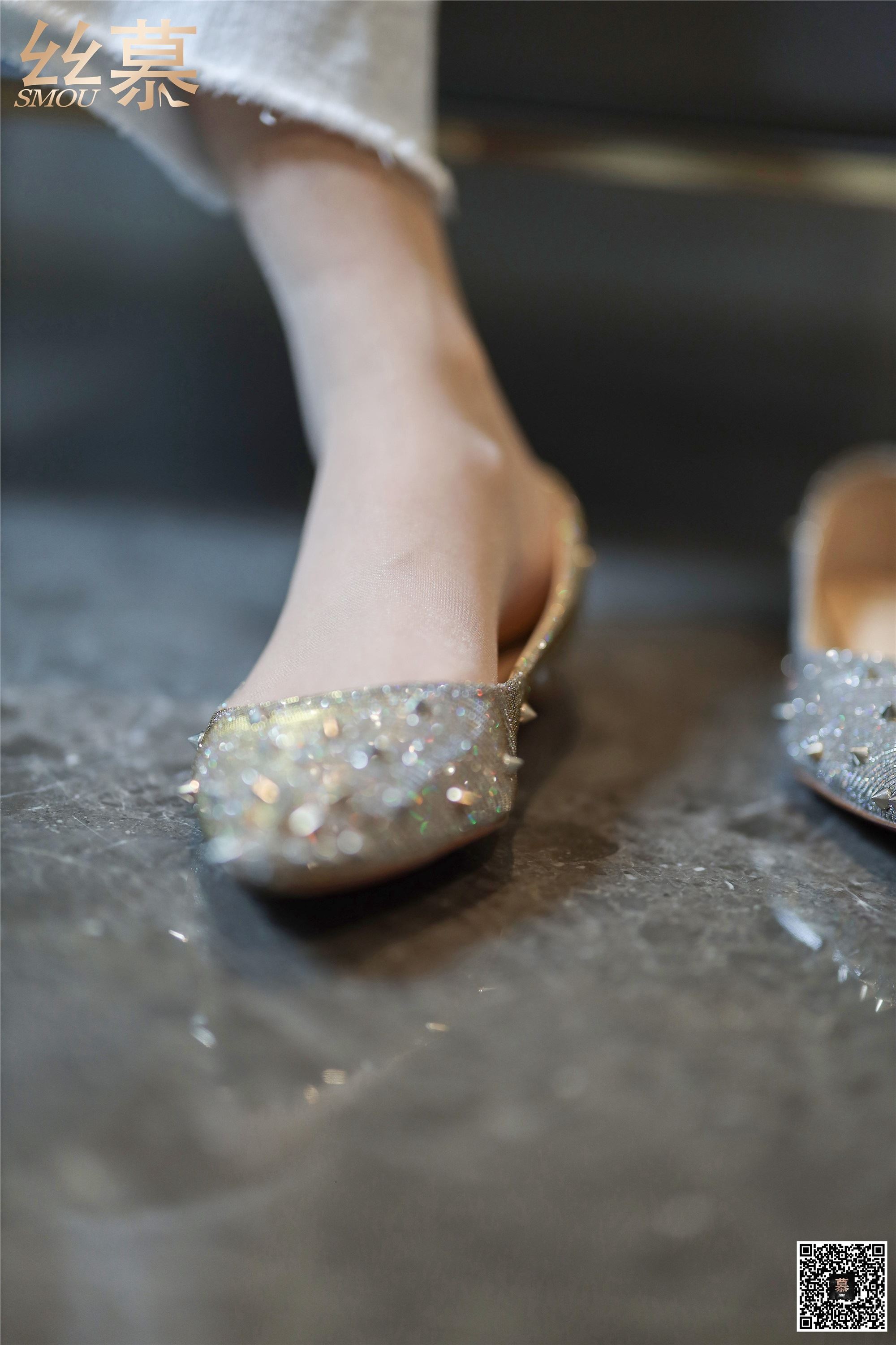 丝慕写真 SM276 天天一元 可儿《白色裤里丝》