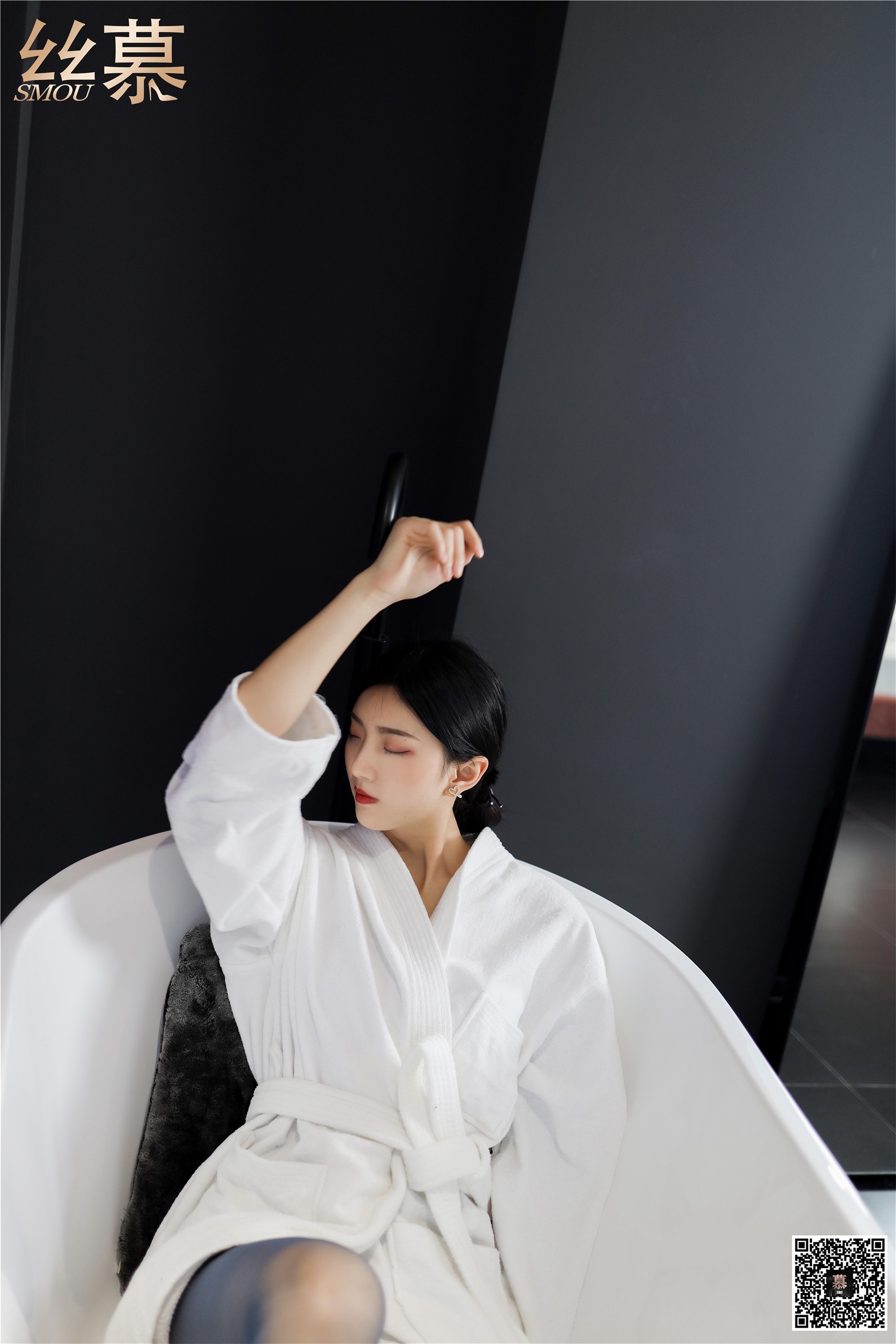 丝慕写真 SM277 天天一元 佳佳《浴缸出美人》