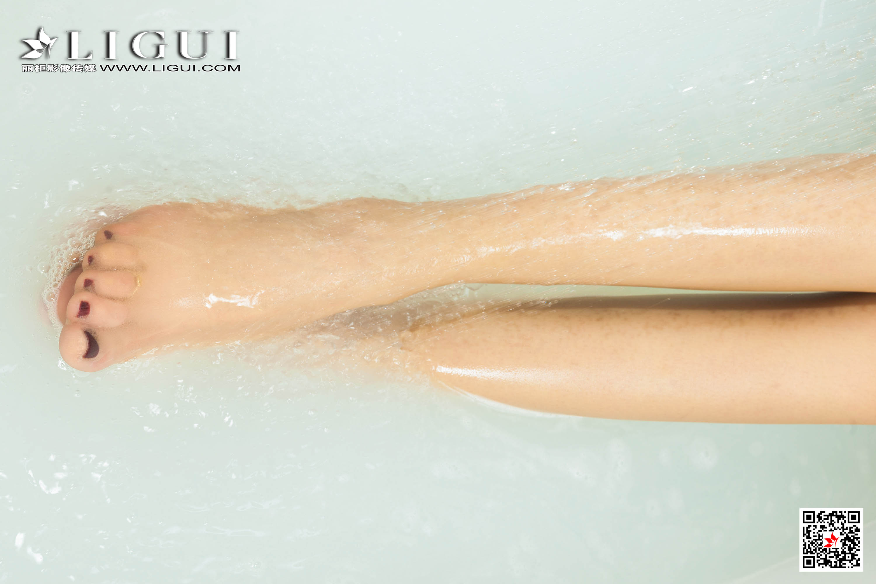 Ligui丽柜 2020.07.02《浴室现春光》兔子