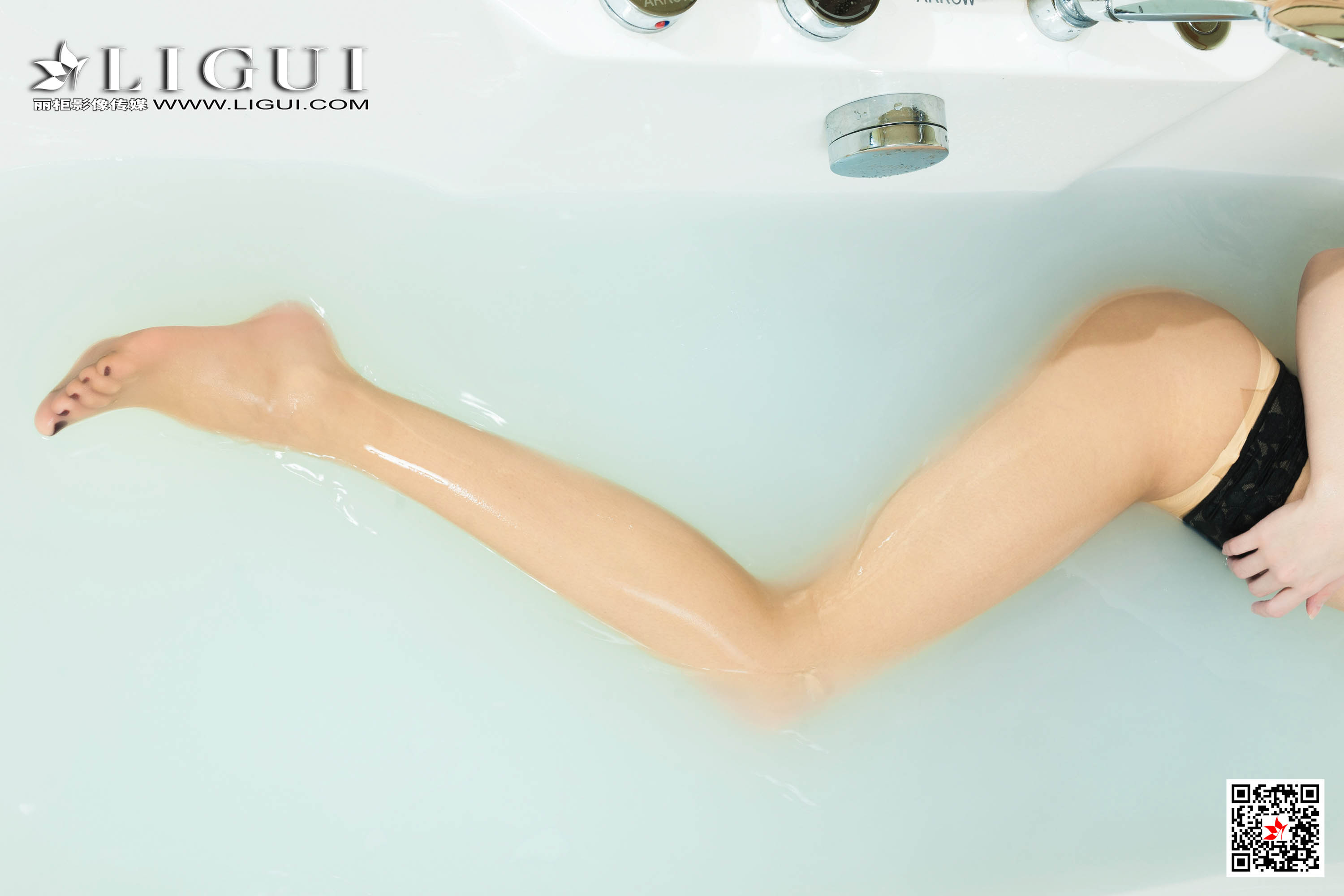 Ligui丽柜 2020.07.02《浴室现春光》兔子