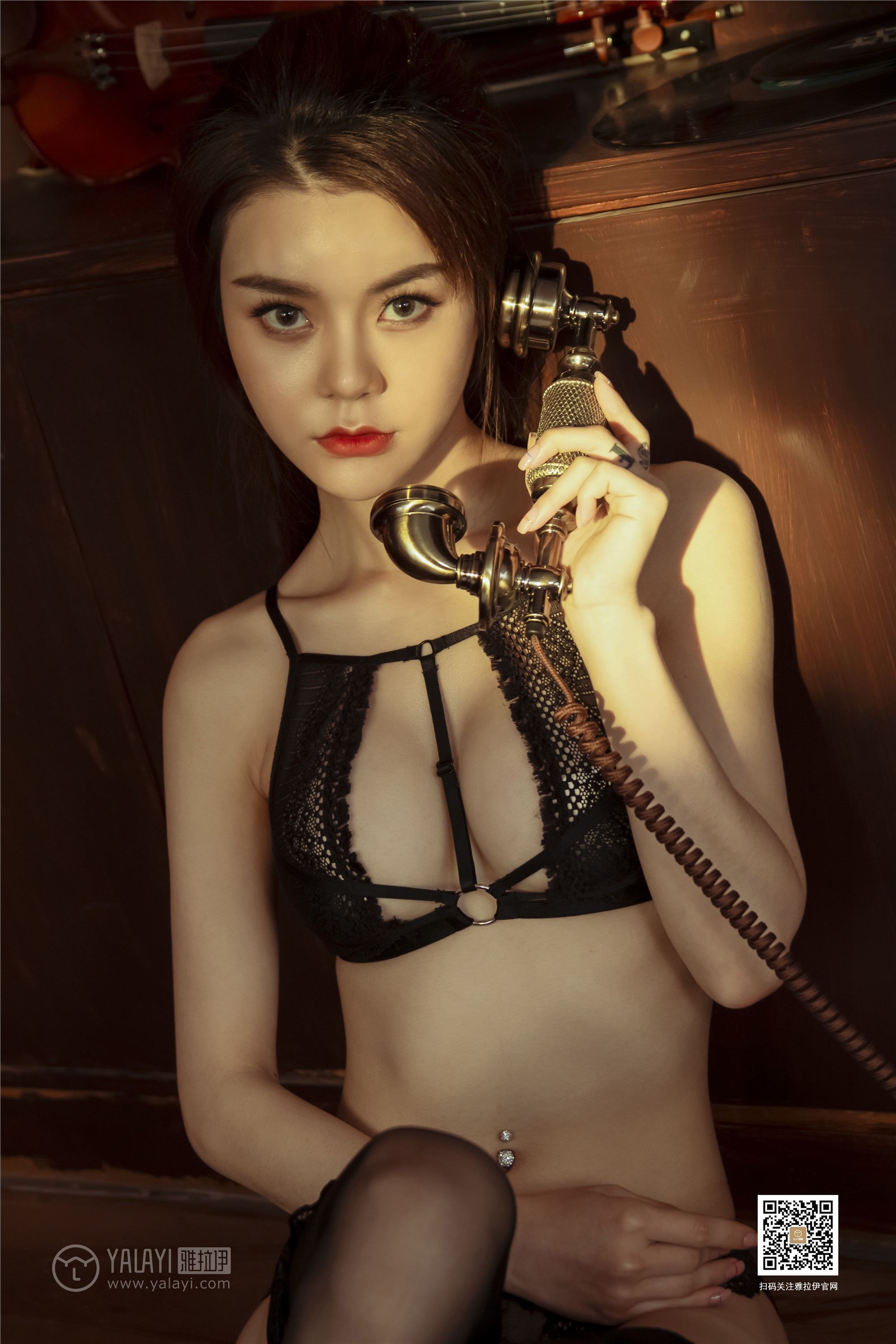 YaLaYi雅拉伊 2019-08-14 Vol.0359 蓉蓉 撕开向日葵